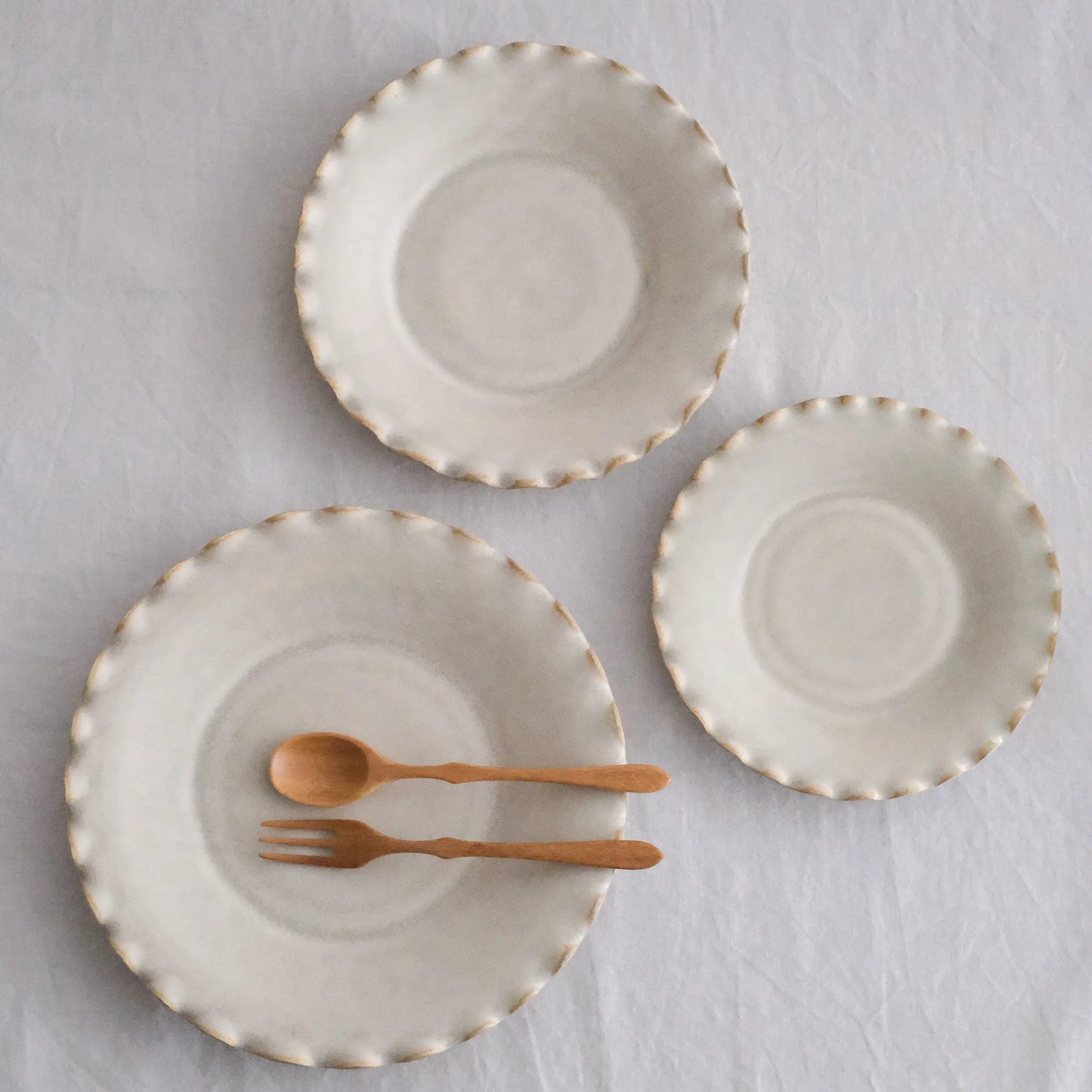 プレート(Fuchiha)美濃焼