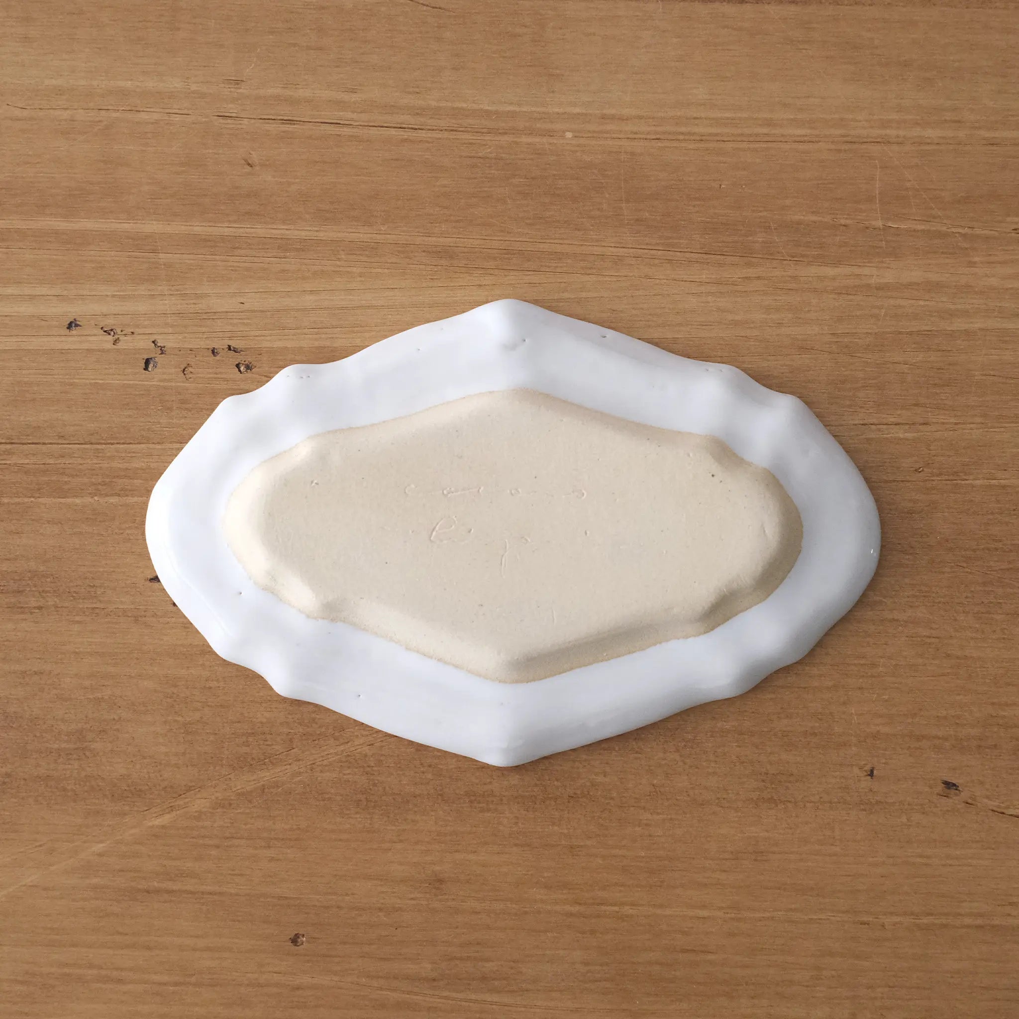 cote table PETALE WHITE　花リム　ペタル　デザートプレート cote table PETALE WHITE 花リム ペタル デザートプレート cote table