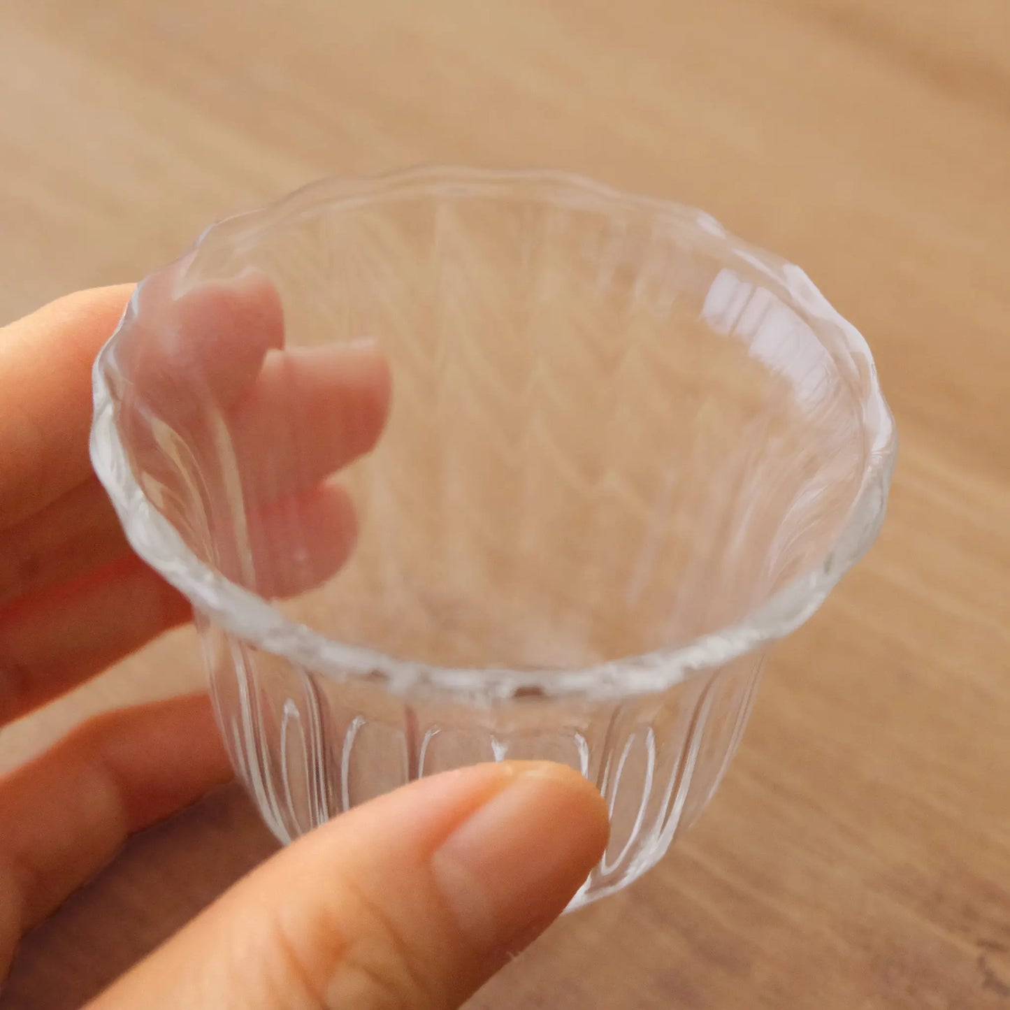 花びら模様の耐熱湯呑みカップ