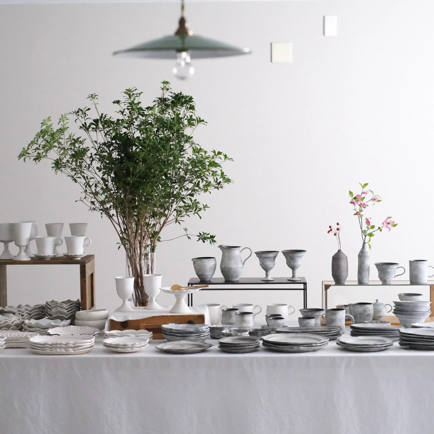 4月17日(金)より 企画展【ひらく春】がはじまります