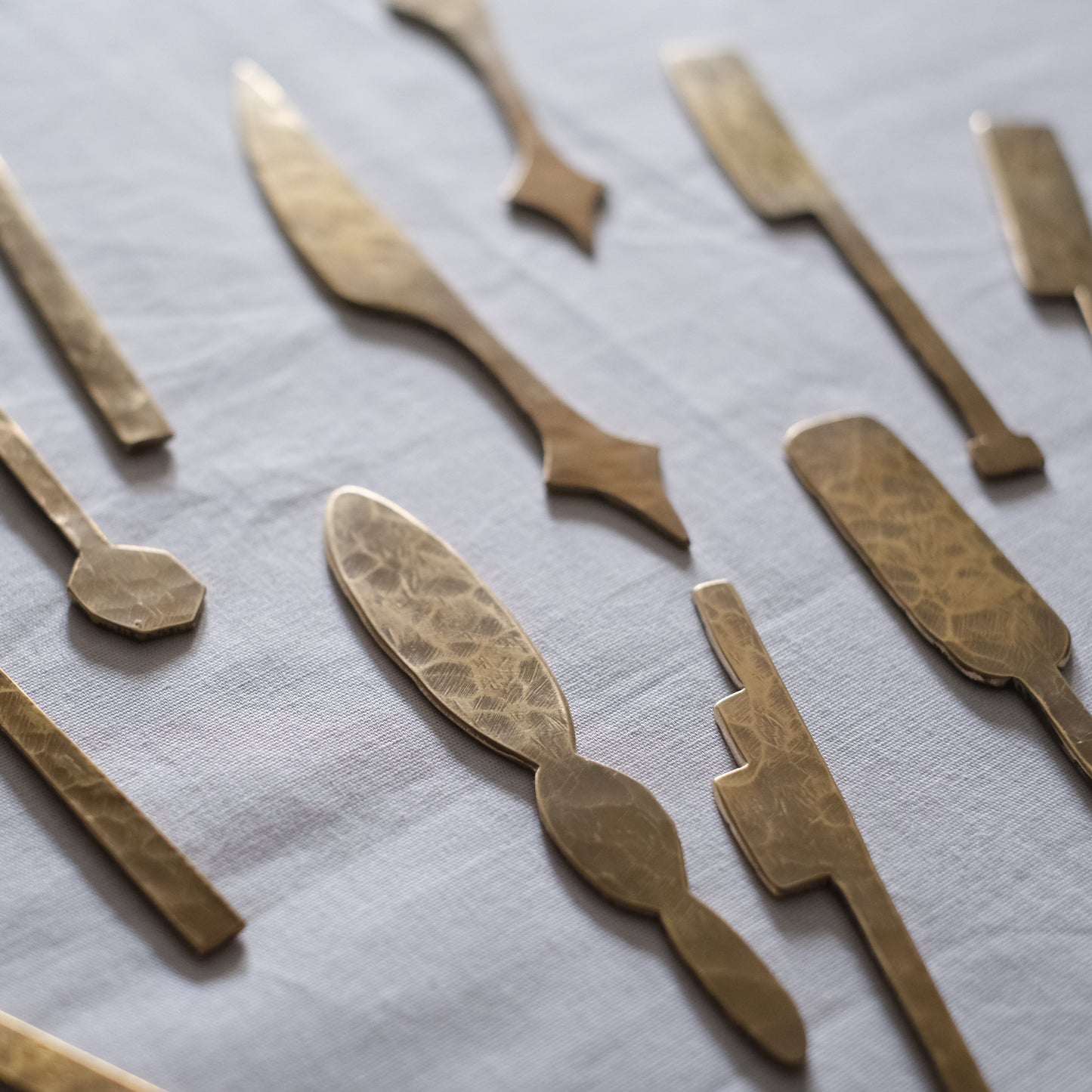 5月24日(日)21:00から あるものを含む樫原ヒロの作品 オンライン販売が始まります