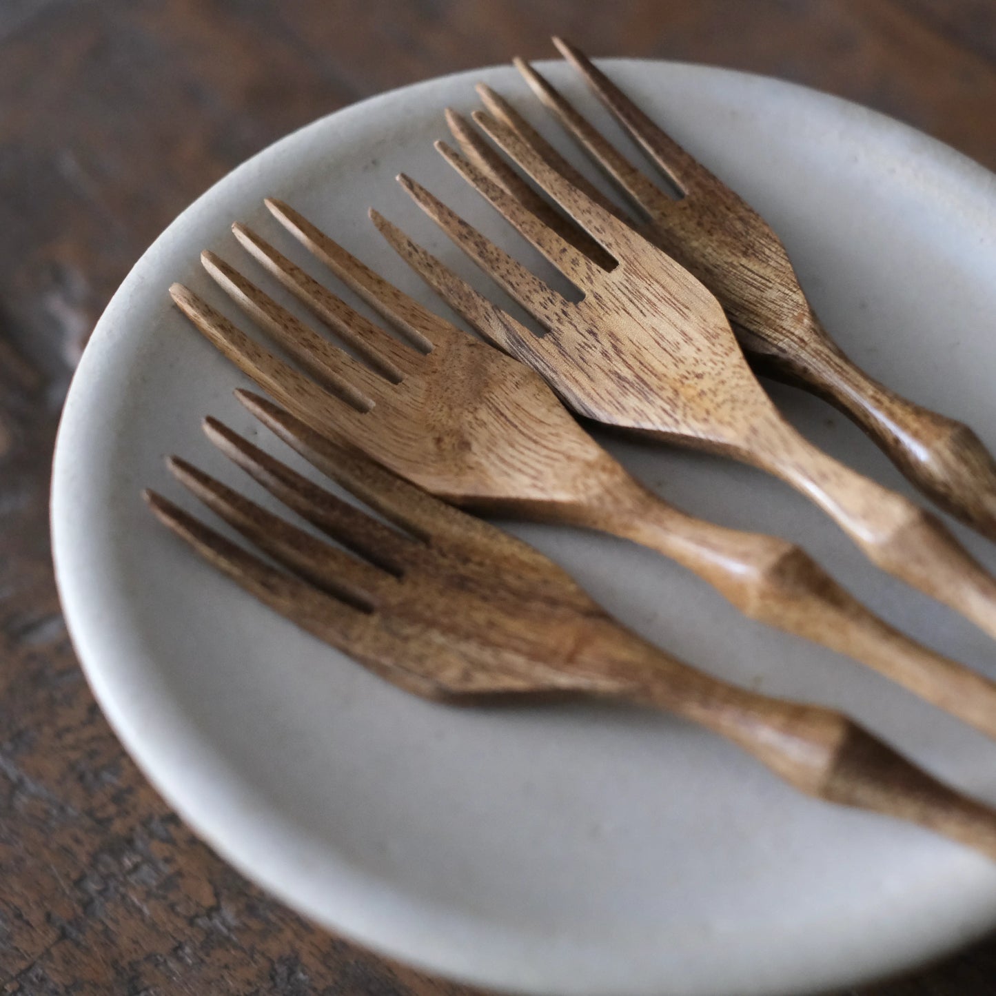 木のカトラリーのぬくもり