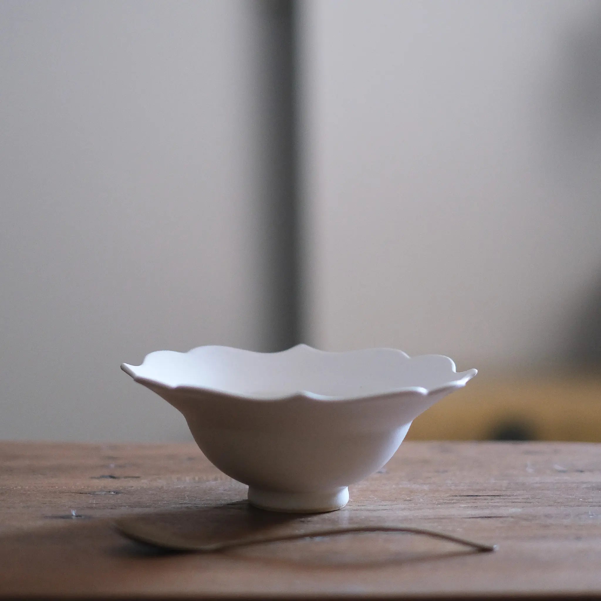 リム鉢 輪花｜陶芸家 水谷ちえみ【コノヒノ道具店】