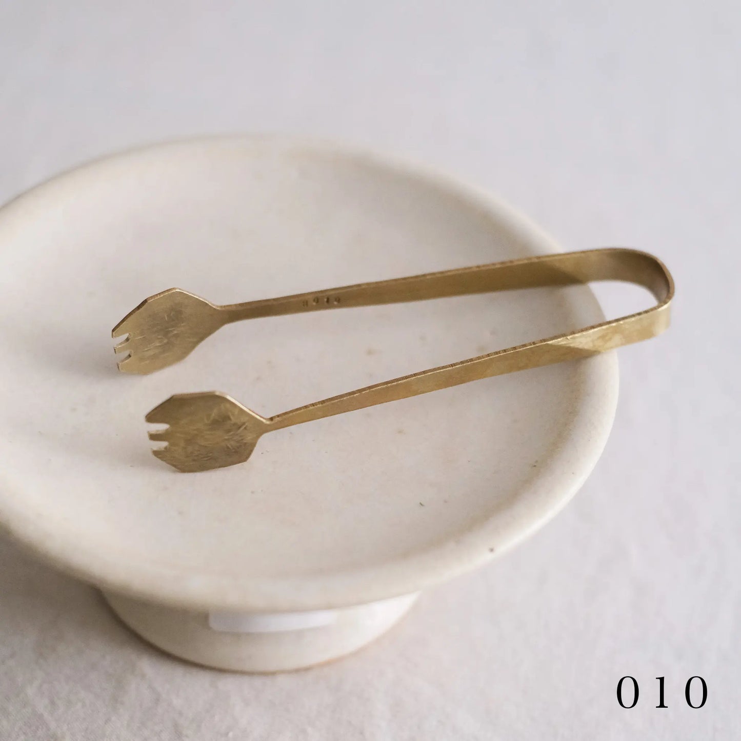 
                  
                    あるもの（No.001~）
                  
                