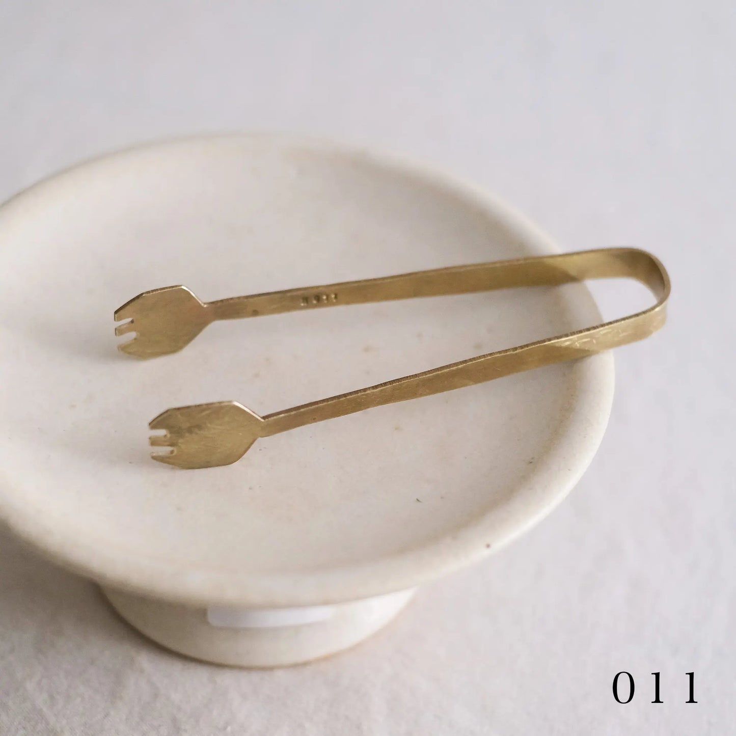 
                  
                    あるもの（No.001~）
                  
                