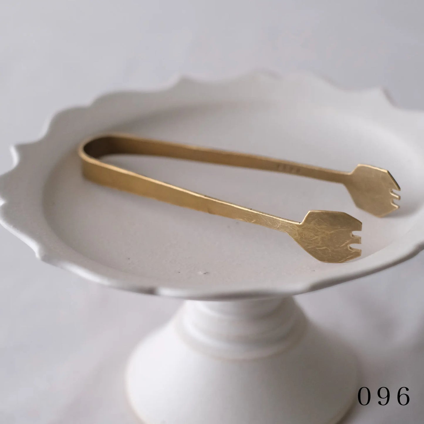 
                  
                    【5/24販売開始】あるもの（あるもの展展示品）
                  
                