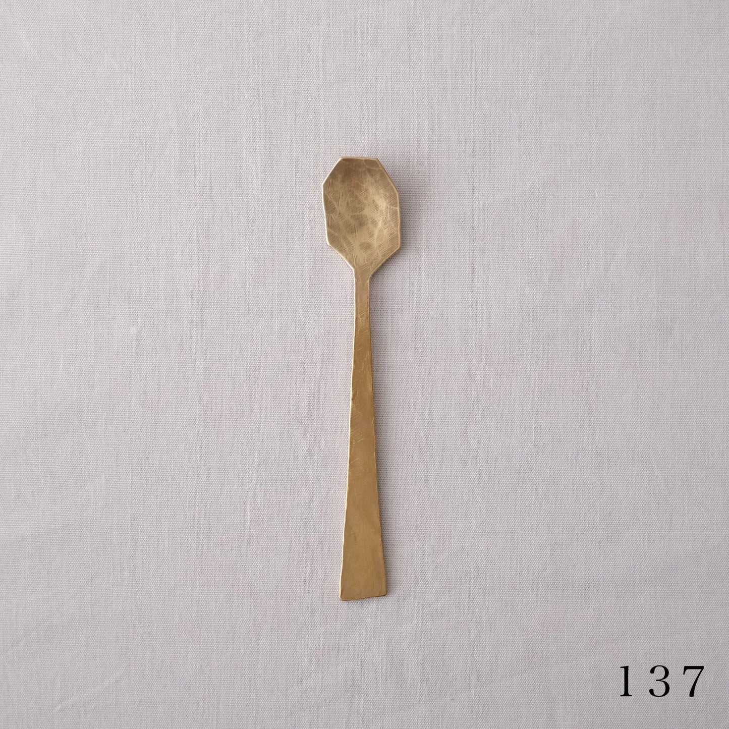 
                  
                    【5/24販売開始】あるもの（あるもの展展示品）
                  
                