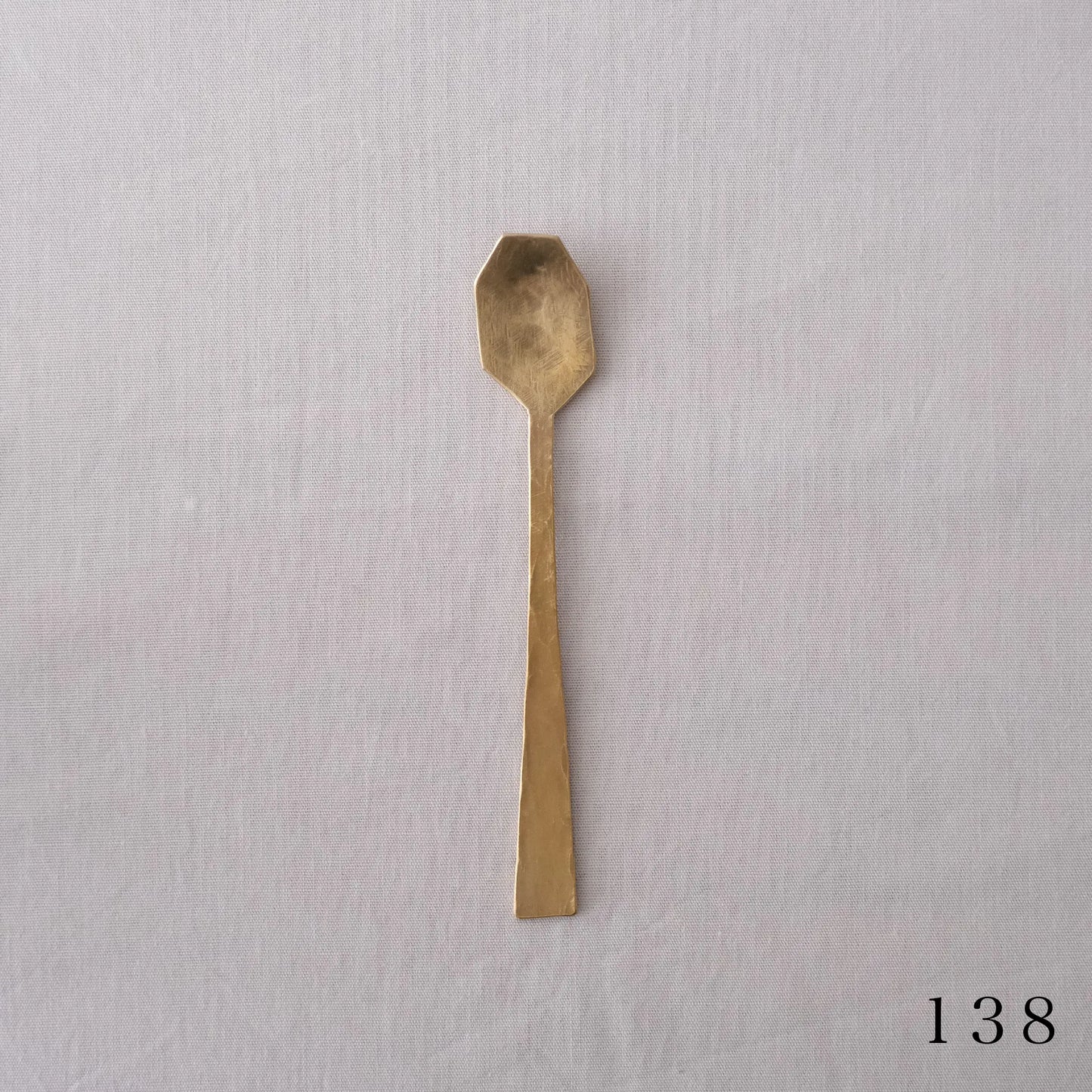
                  
                    【5/24販売開始】あるもの（あるもの展展示品）
                  
                