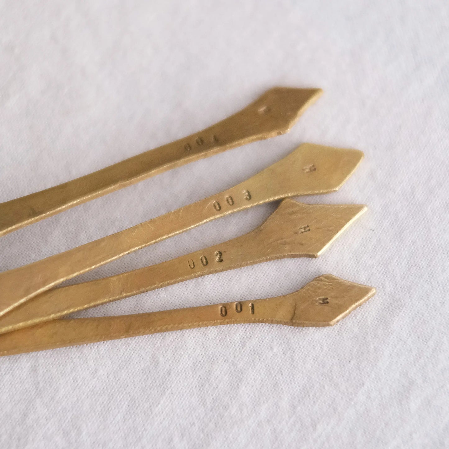 
                  
                    あるもの（No.001~）
                  
                