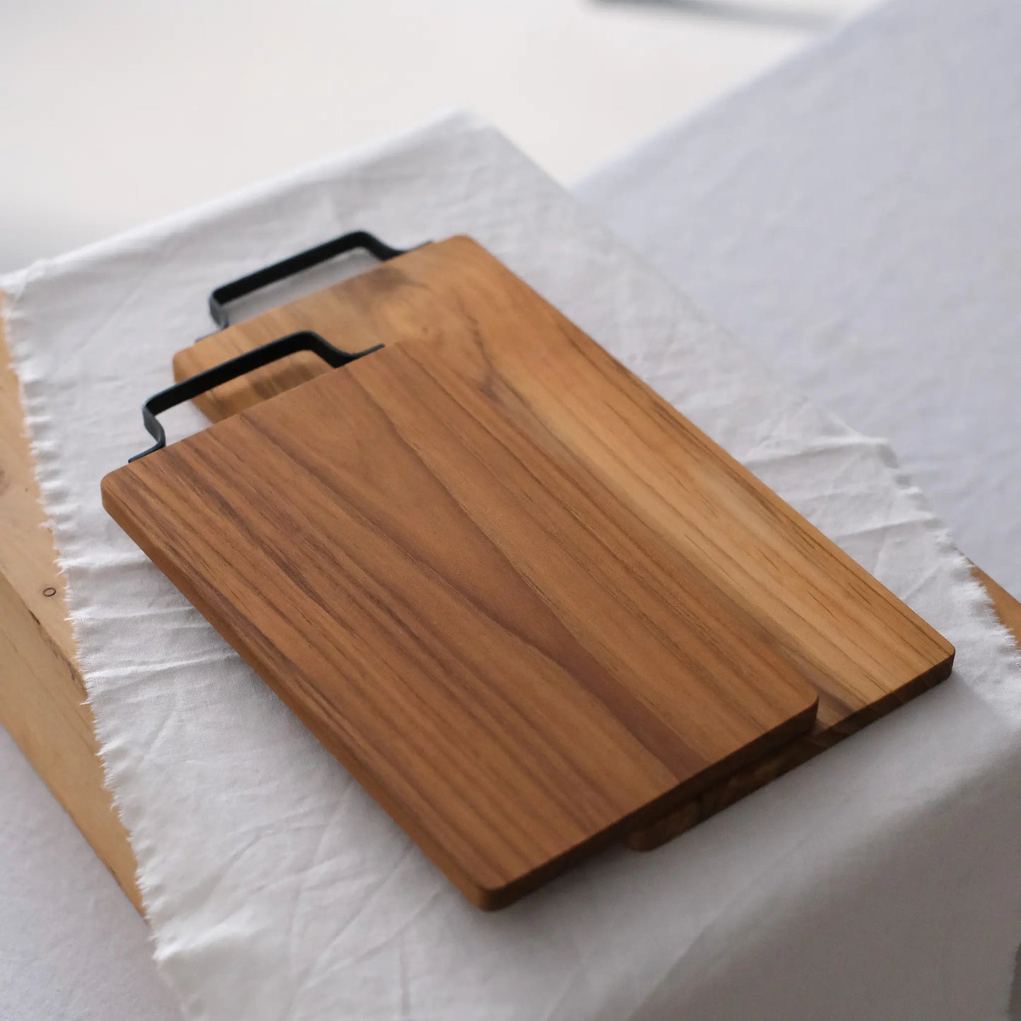 
                  
                    Iron cutting board
                  
                