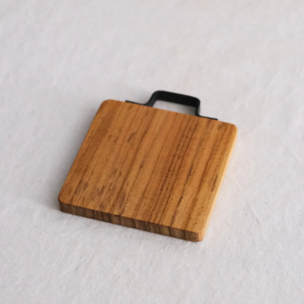 
                  
                    Iron Handle Coaster
                  
                