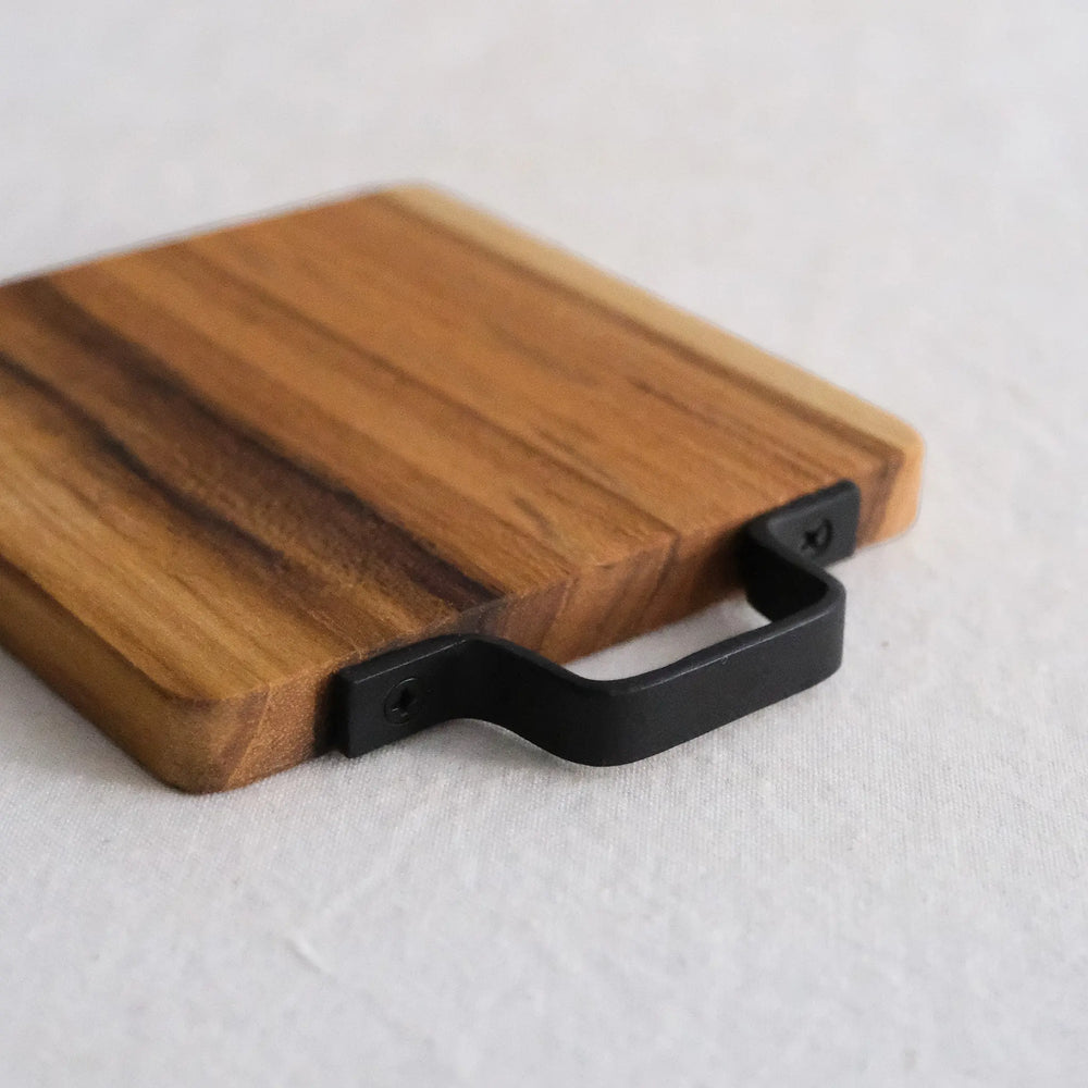 
                  
                    Iron Handle Coaster
                  
                