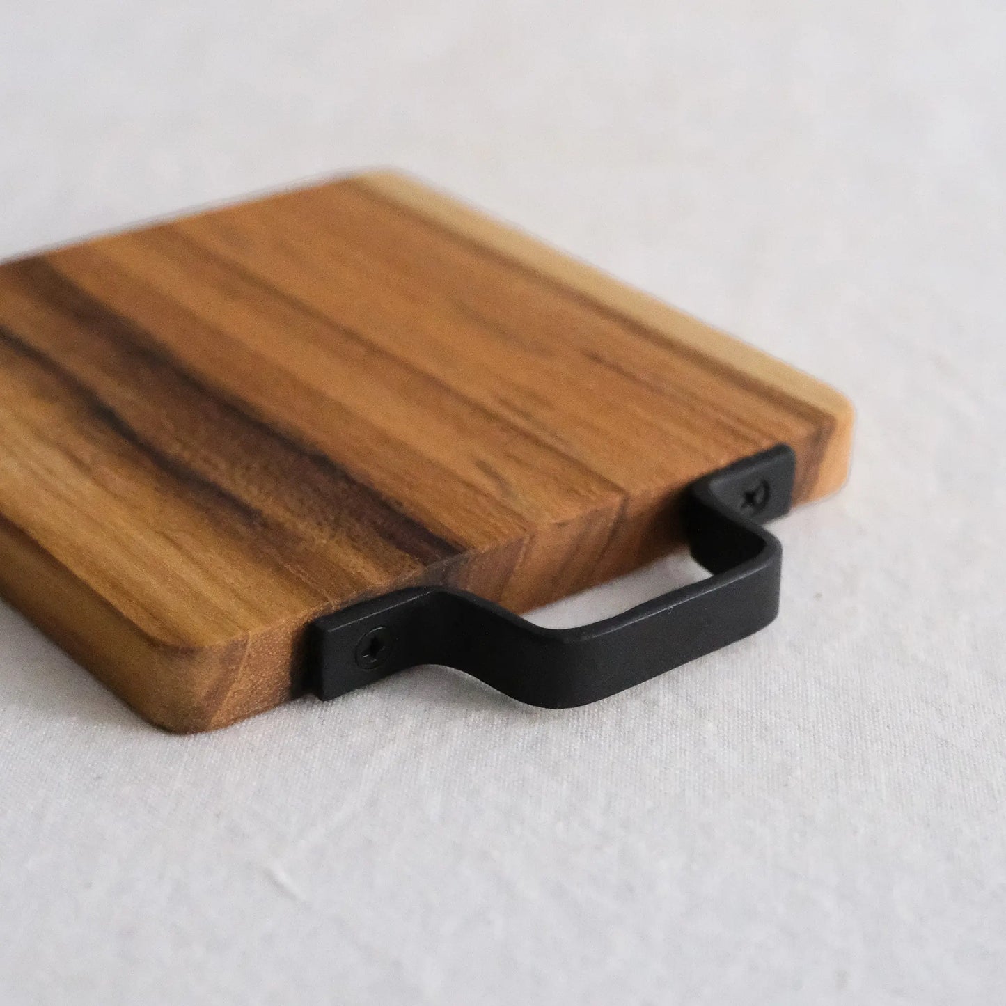 
                  
                    Iron Handle Coaster
                  
                