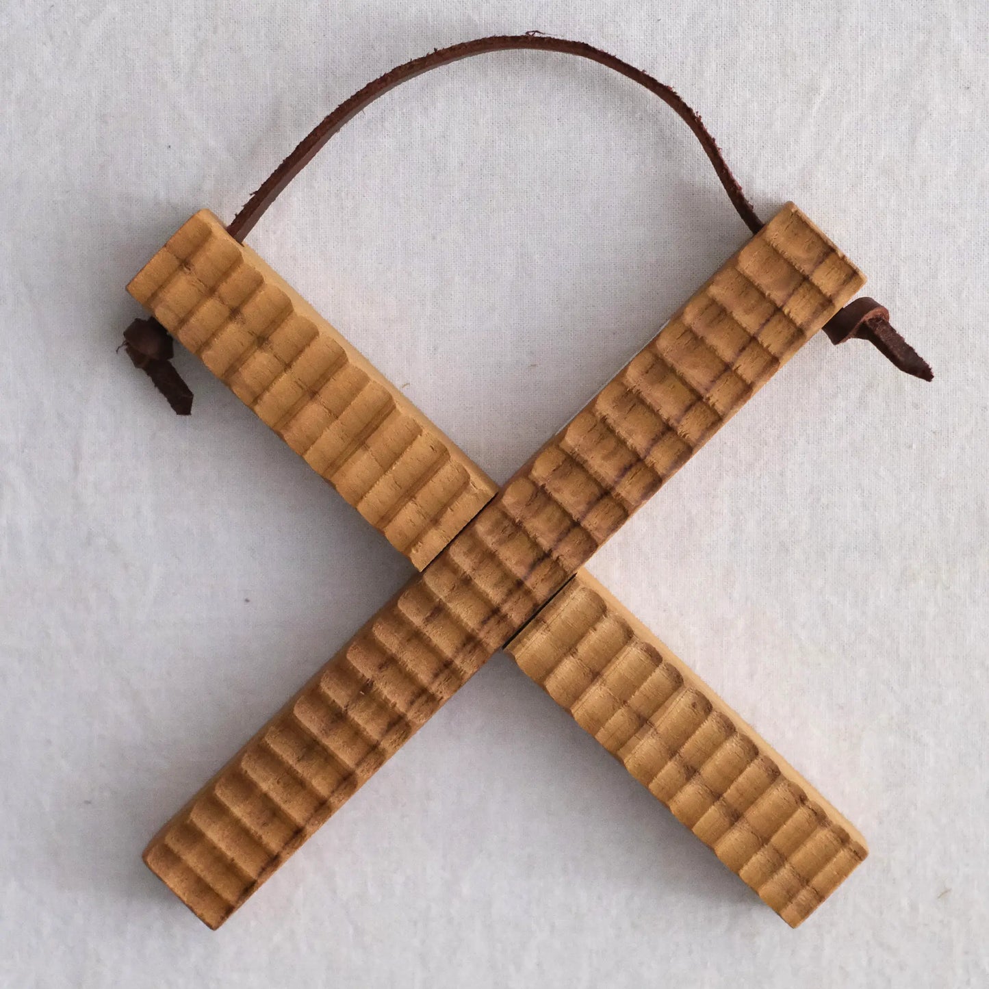 
                  
                    クロストリベット（鍋敷）XL
                  
                