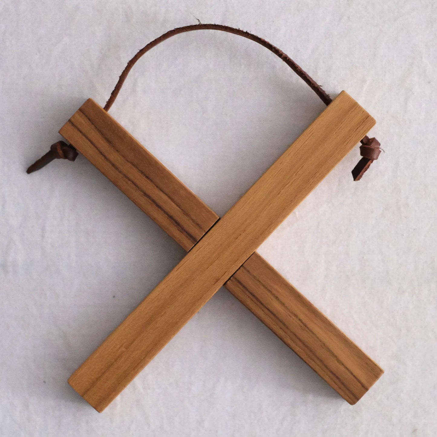 
                  
                    クロストリベット（鍋敷）XL
                  
                