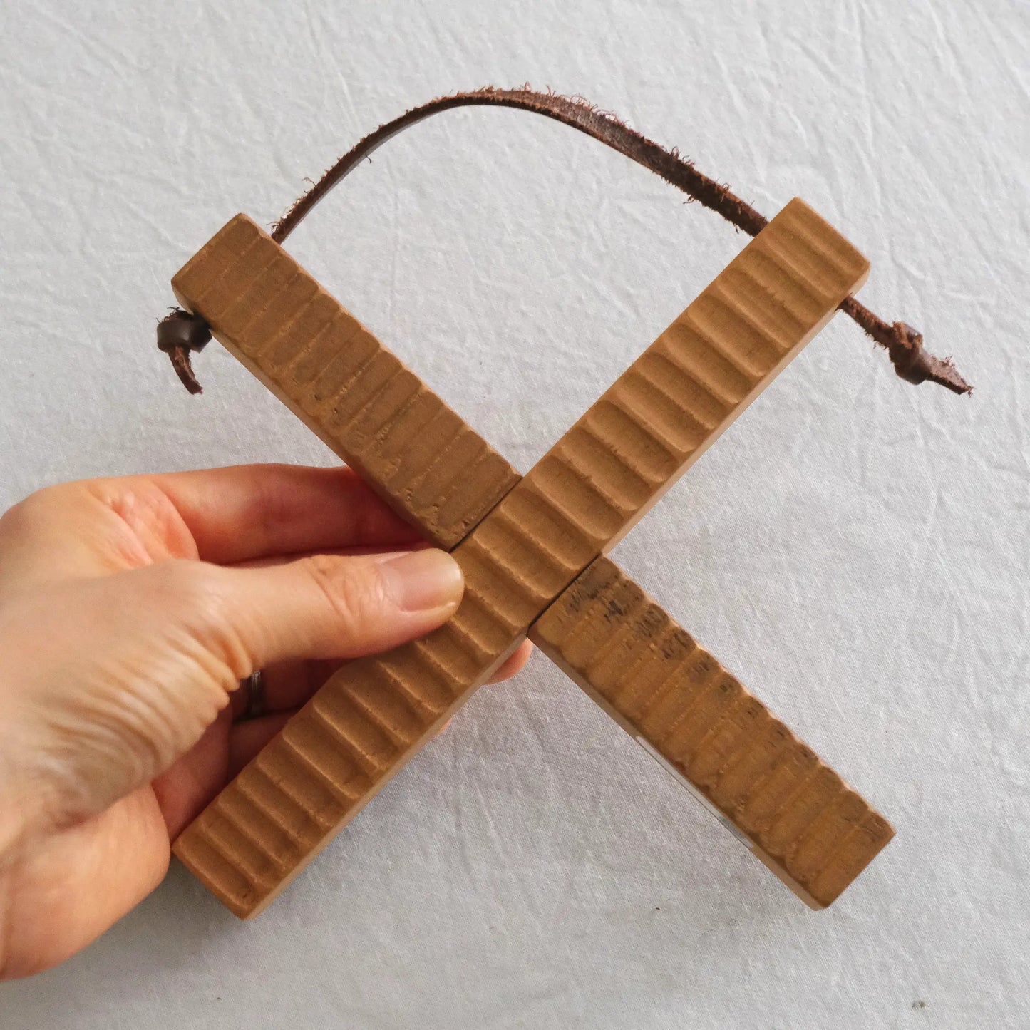 
                  
                    クロストリベット（鍋敷）XL
                  
                