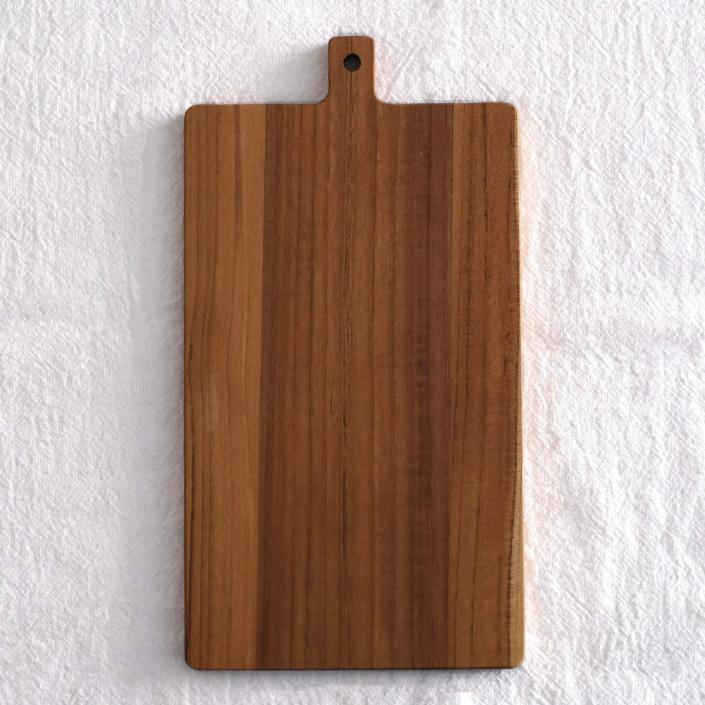
                  
                    Wooden cutting board
                  
                