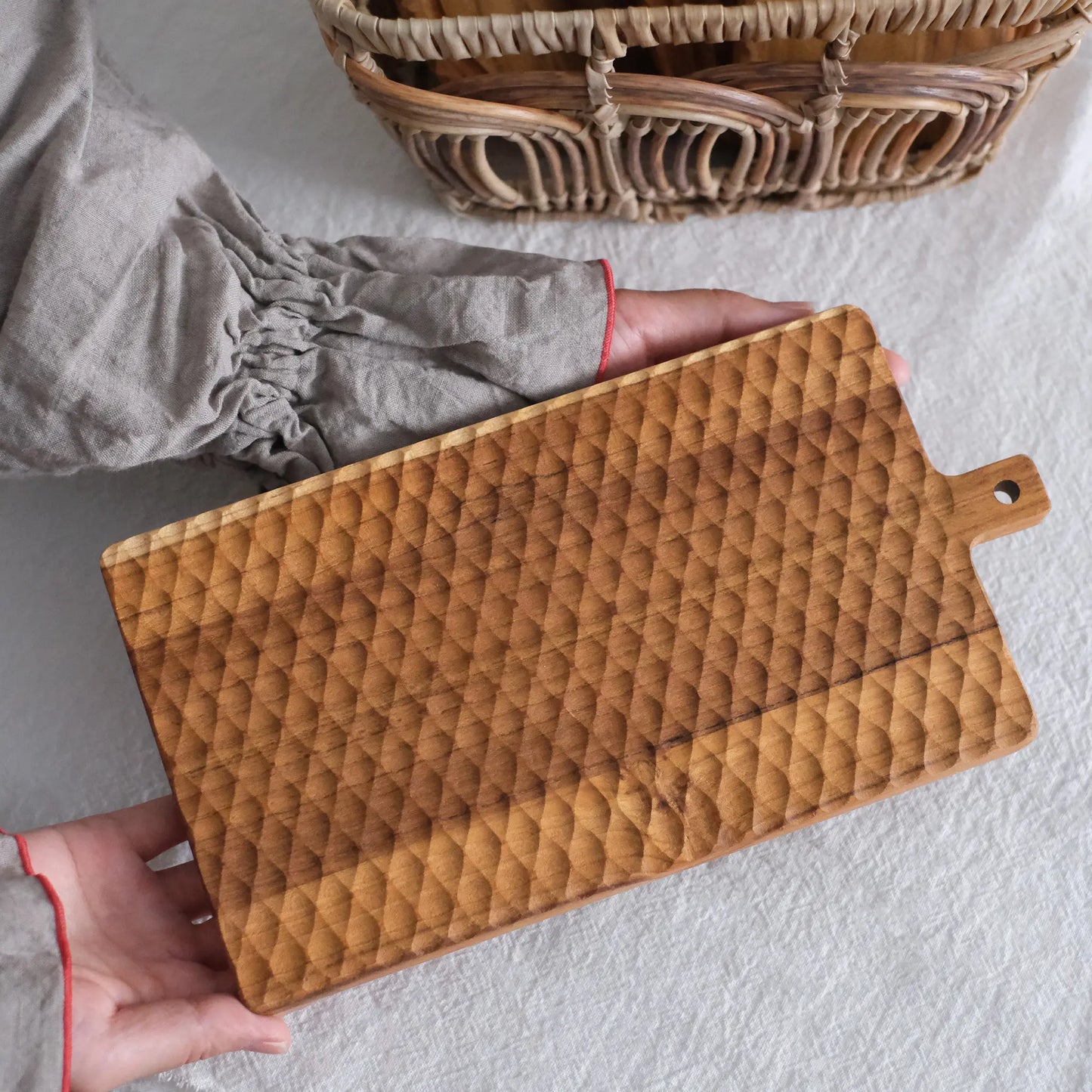 
                  
                    Wooden cutting board
                  
                