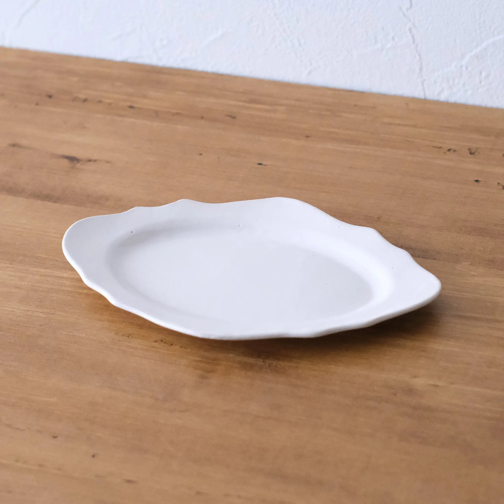 Hana Rim Plate M White | Ceramic Artist Cocorobiyori [Konohino Tool ...