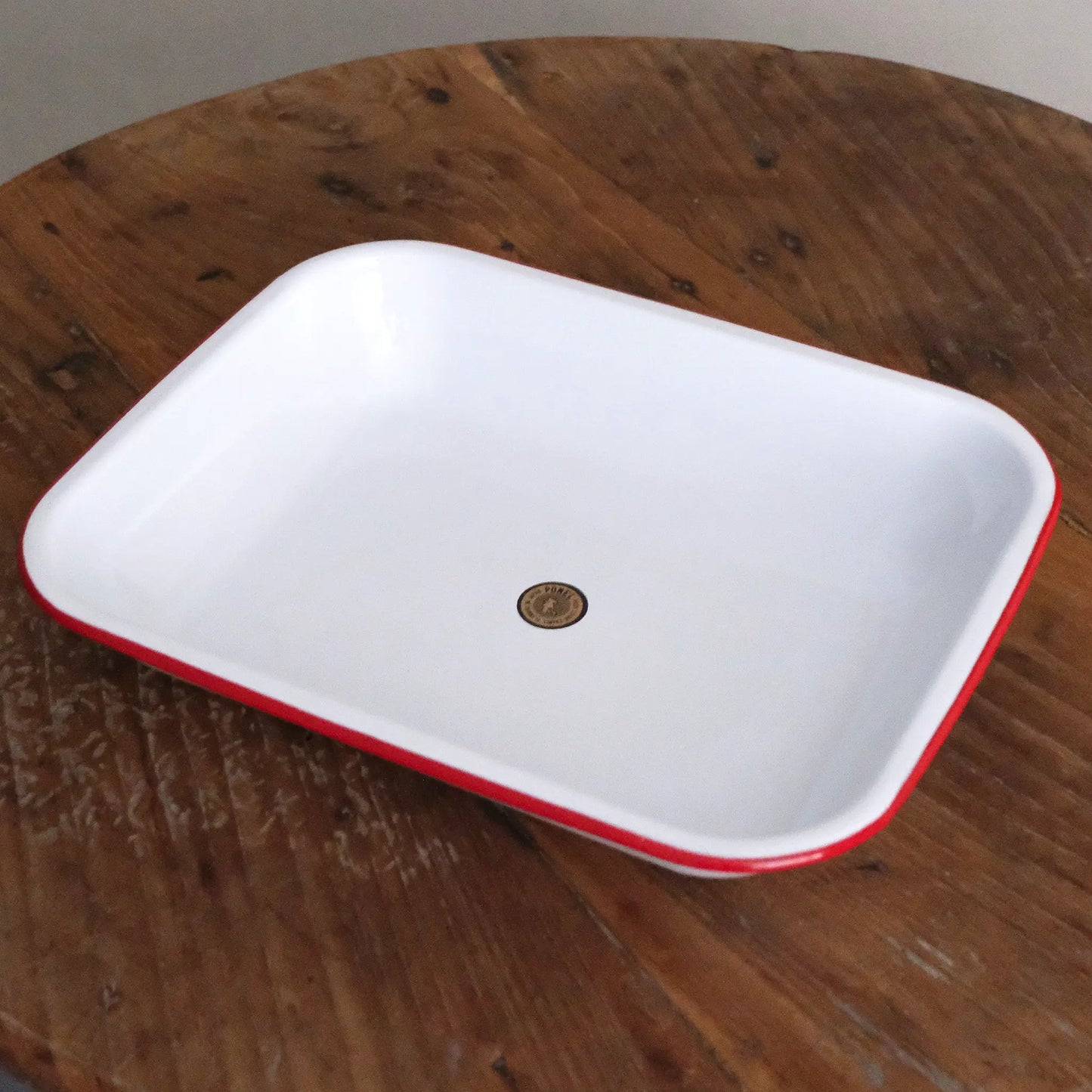 
                  
                    POMEL ホーローベイクパン
                  
                