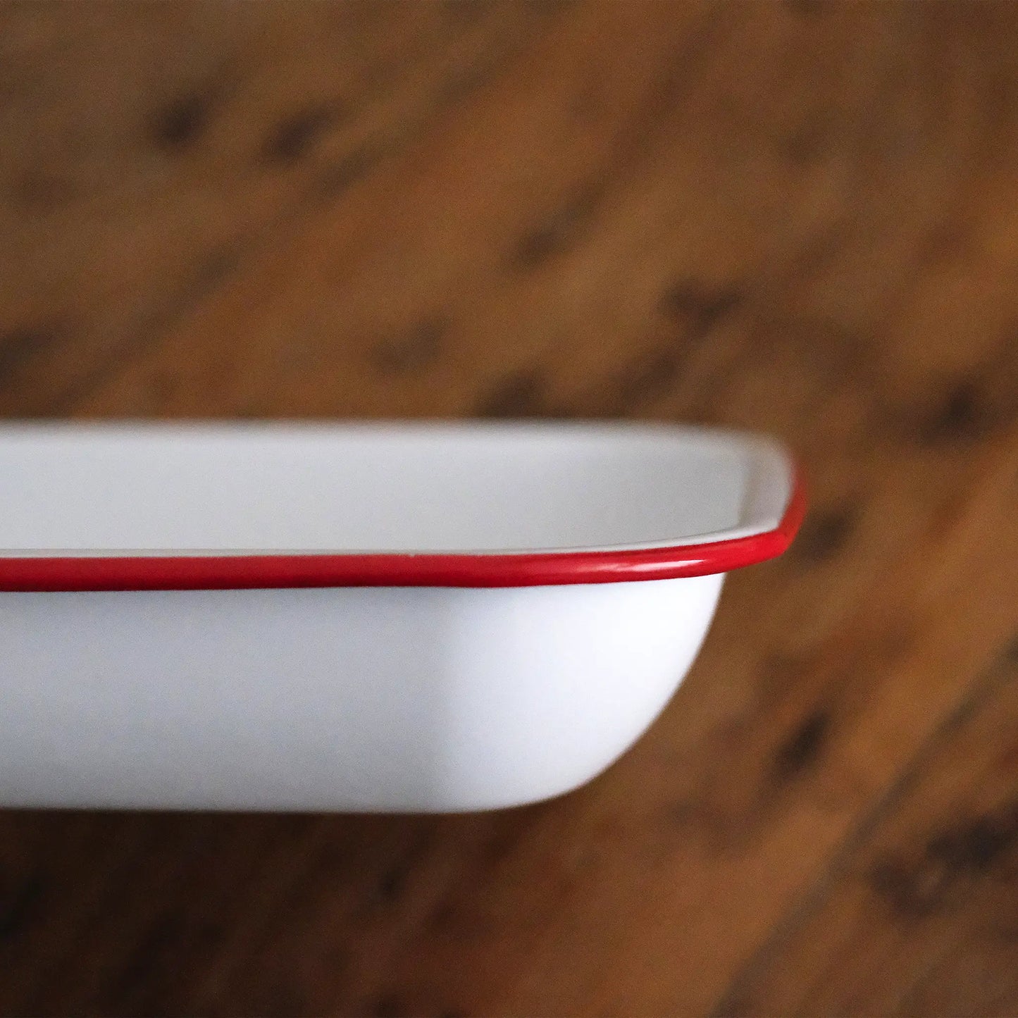 
                  
                    POMEL ホーローベイクパン
                  
                