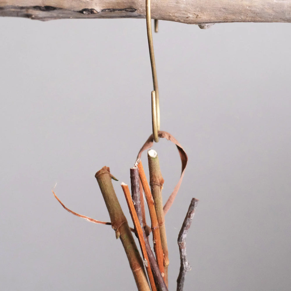 
                  
                    マグノリアのスワッグ B (山葡萄蔓)
                  
                