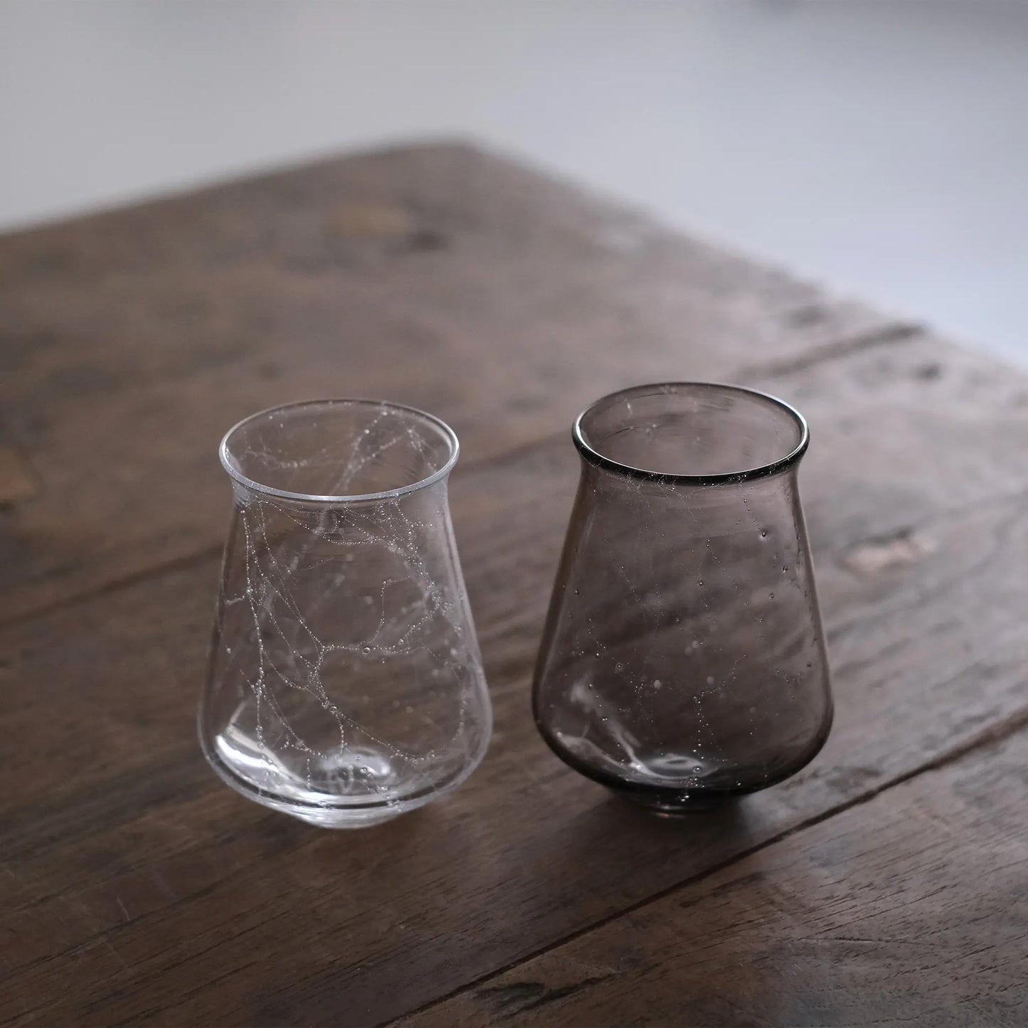 
                  
                    contour glass clear (S)
                  
                