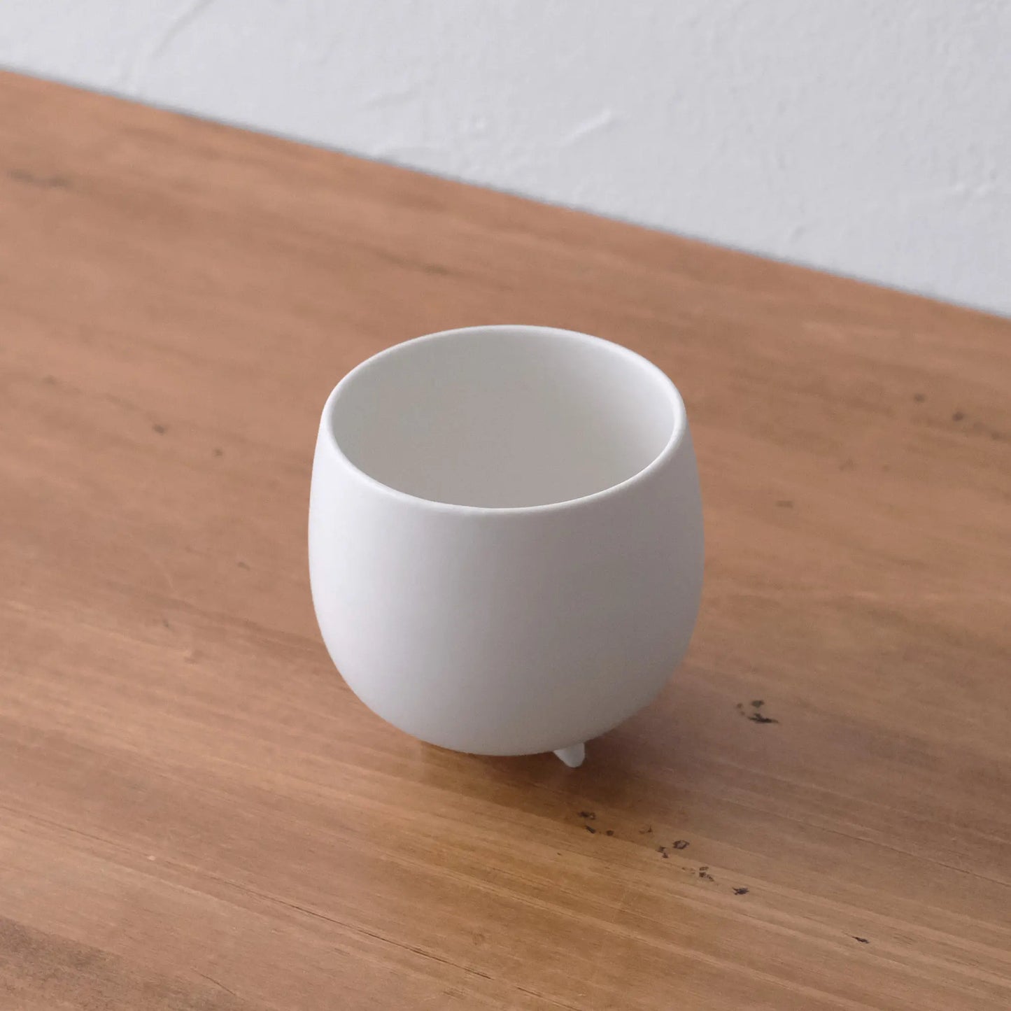 
                  
                    Utsugi Three-Legged Cup (Matte)
                  
                