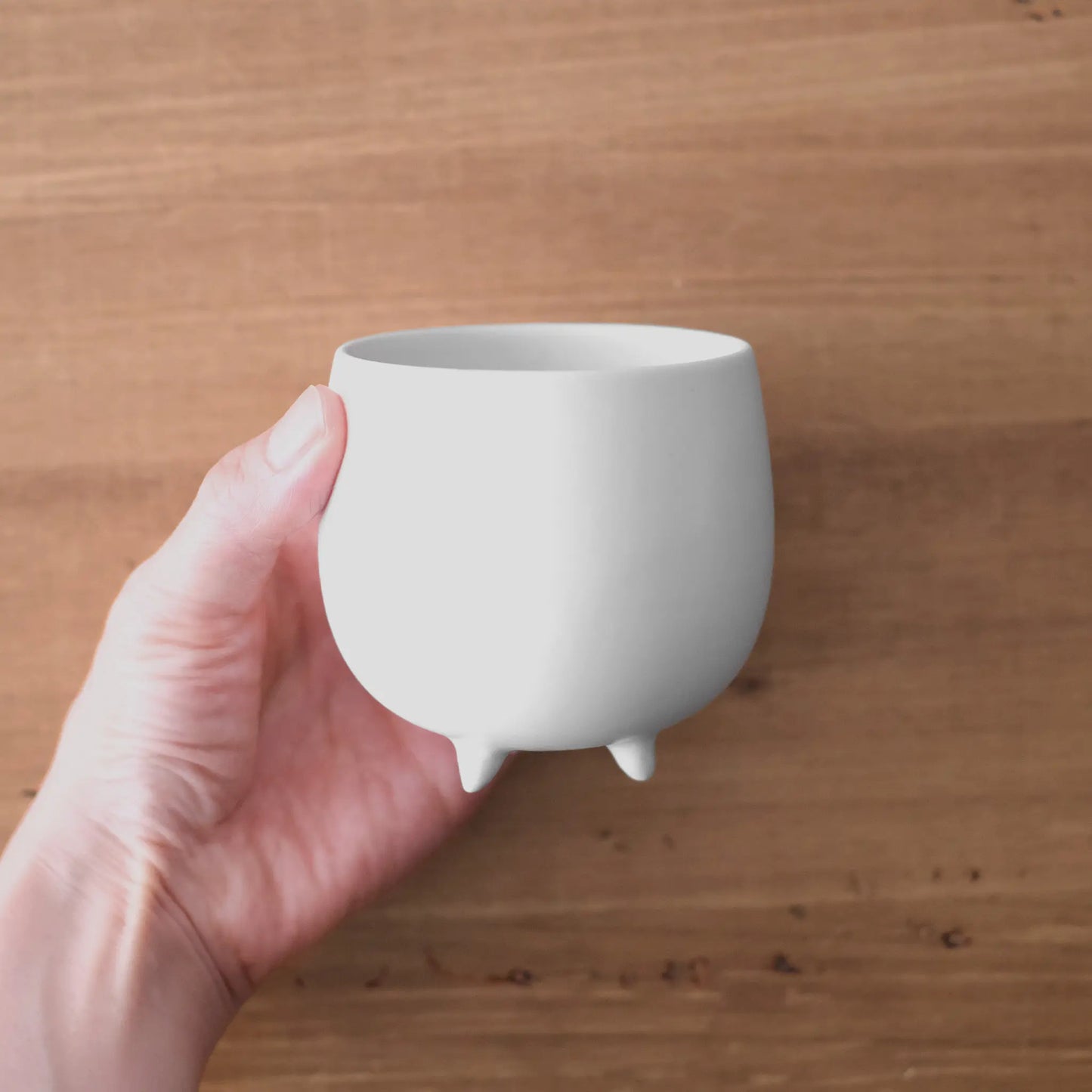 
                  
                    Utsugi Three-Legged Cup (Matte)
                  
                