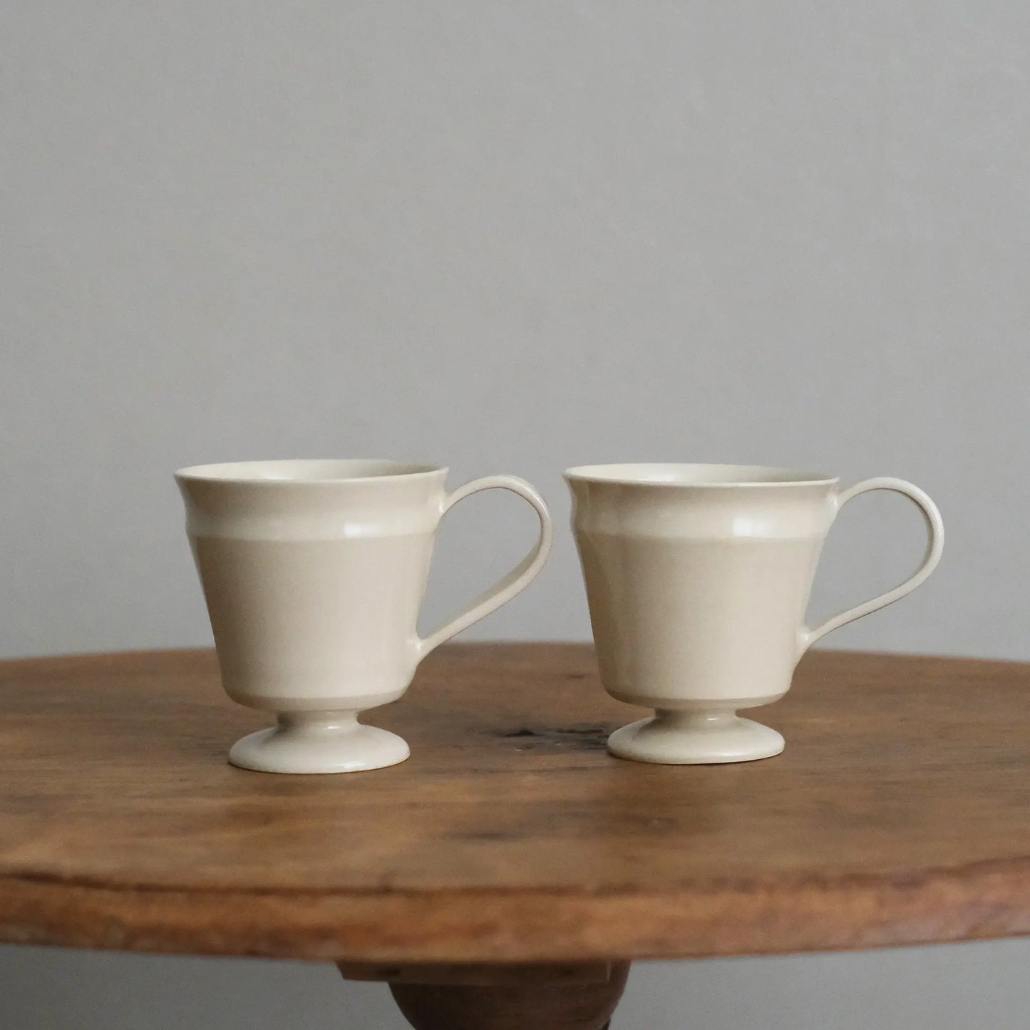 
                  
                    Footed mug
                  
                