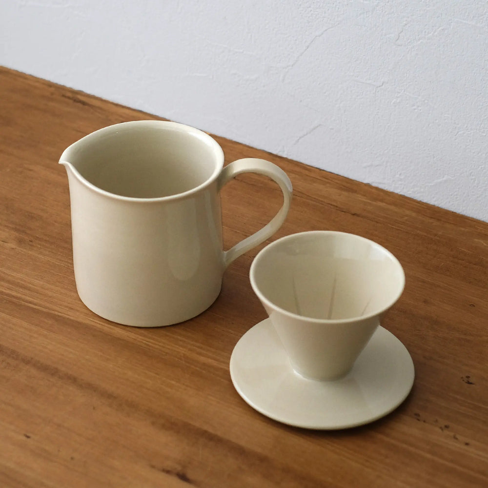 
                  
                    Dripper and Server Set
                  
                
