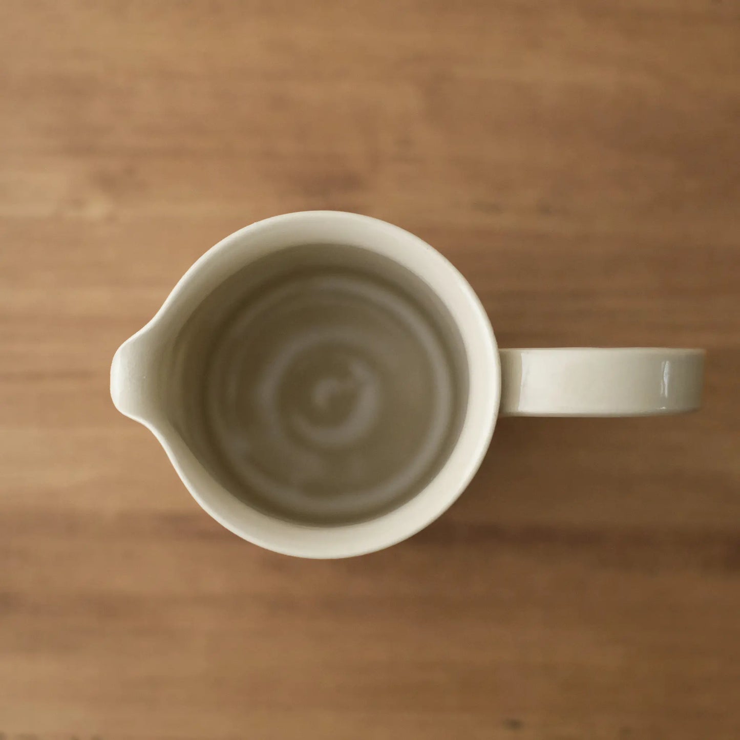 
                  
                    pitcher
                  
                