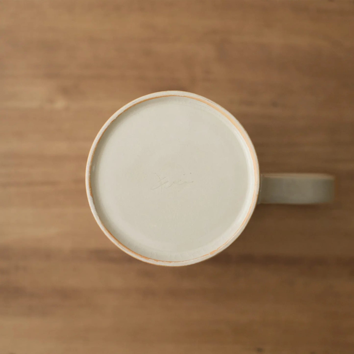 
                  
                    pitcher
                  
                