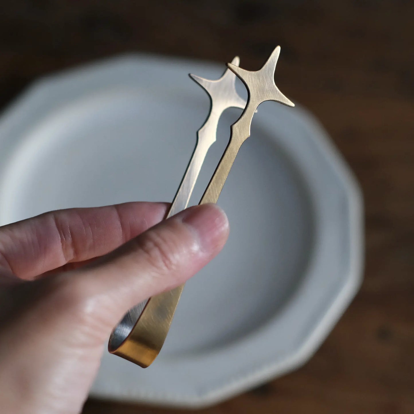 
                  
                    Tableware specimens | Twin Comet Mini Tongs
                  
                