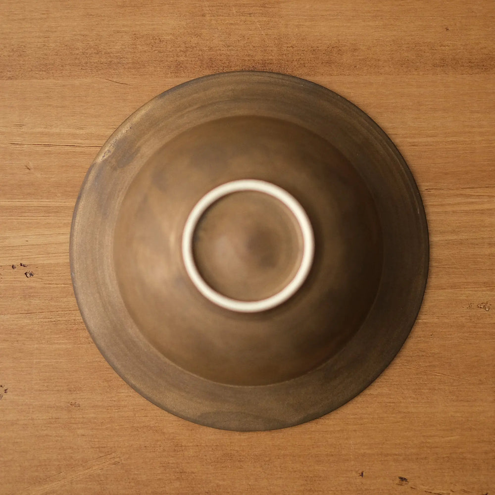 
                  
                    Straw Hat Pot (Bronze)
                  
                