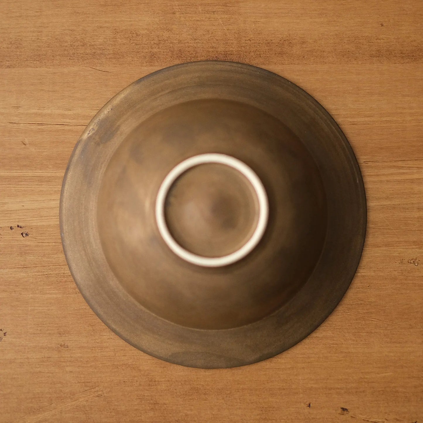 
                  
                    Straw Hat Pot (Bronze)
                  
                