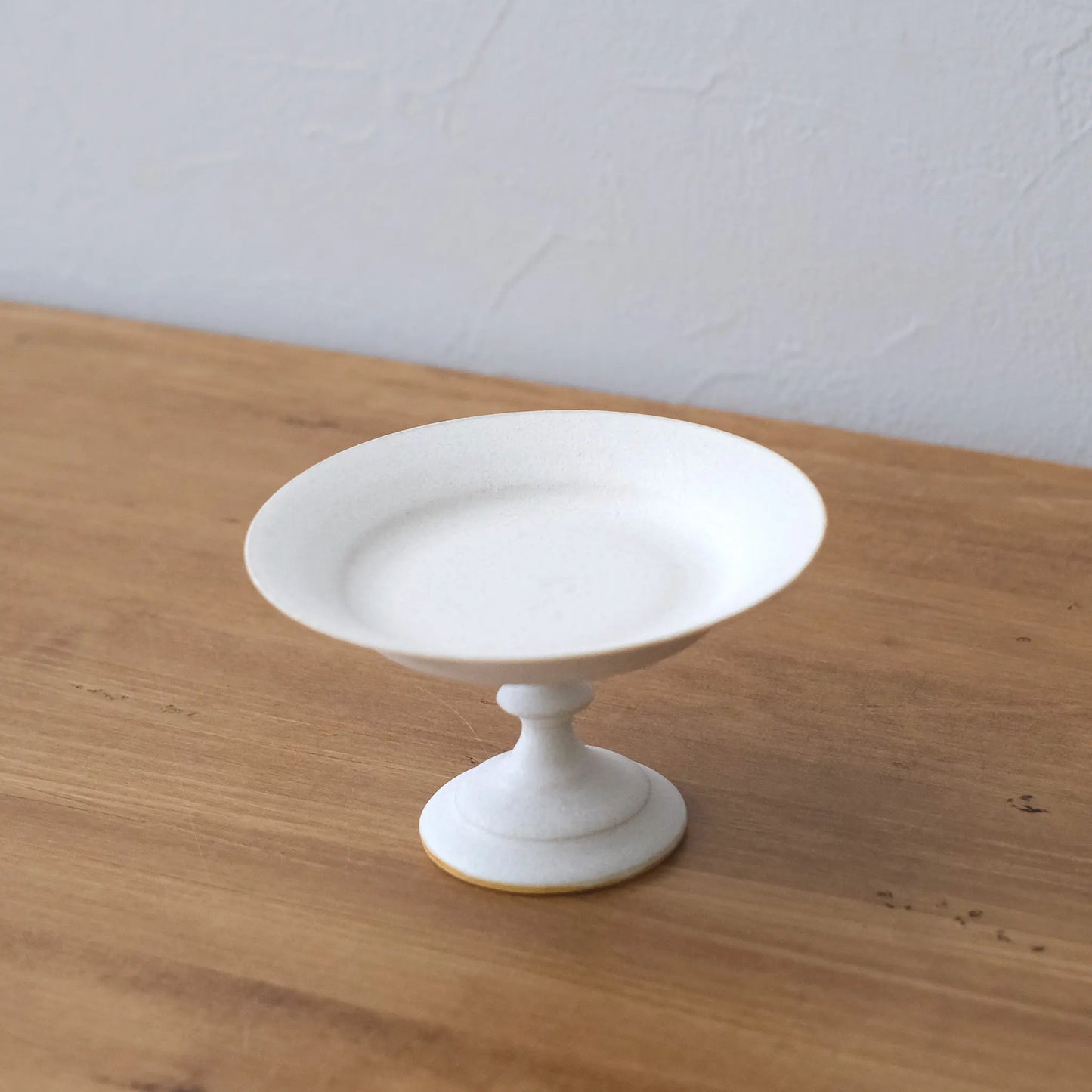 
                  
                    Compote dish (white)
                  
                