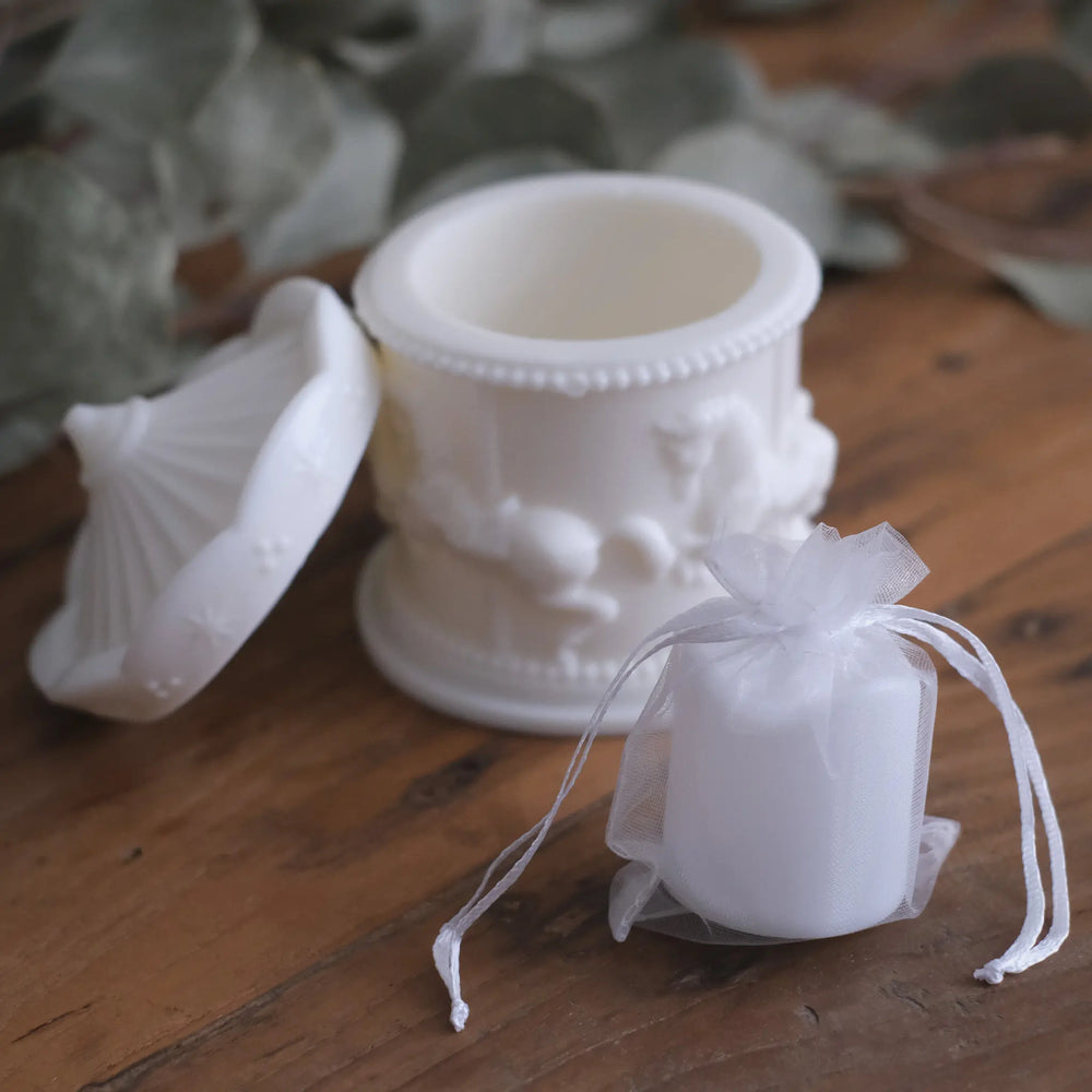 
                  
                    メリーゴーランド ランタン (白)
                  
                