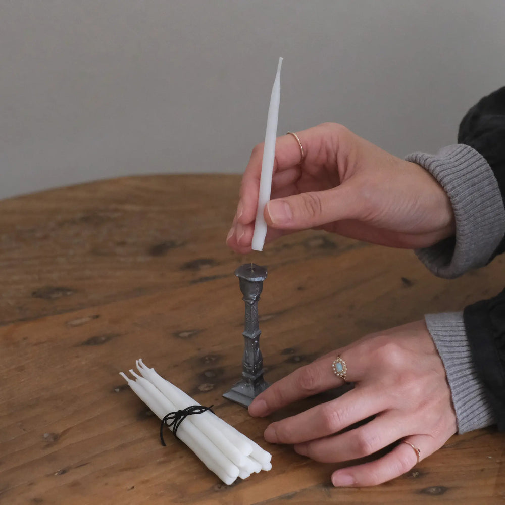 
                  
                    燭台と蝋燭10本セット
                  
                