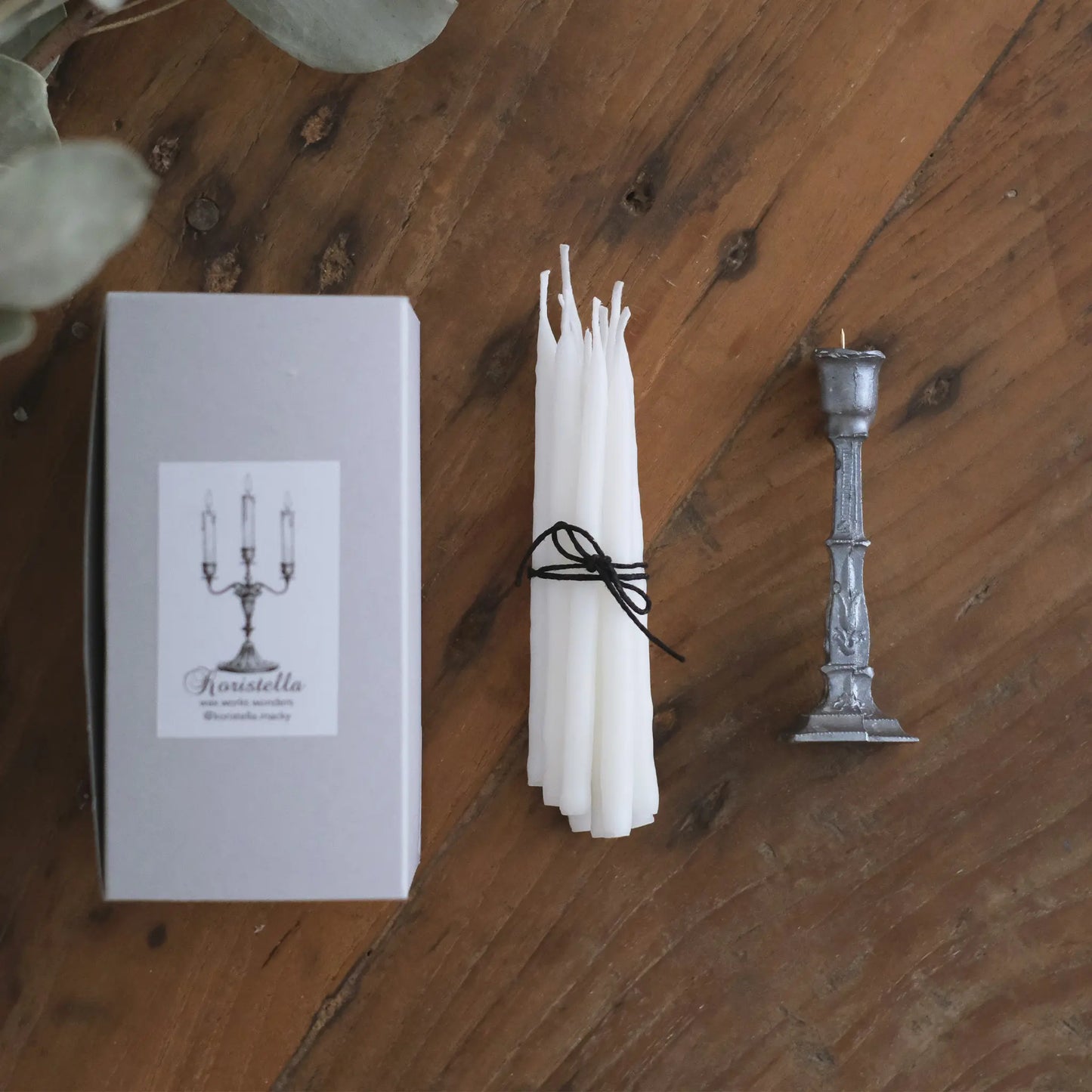 
                  
                    燭台と蝋燭10本セット
                  
                