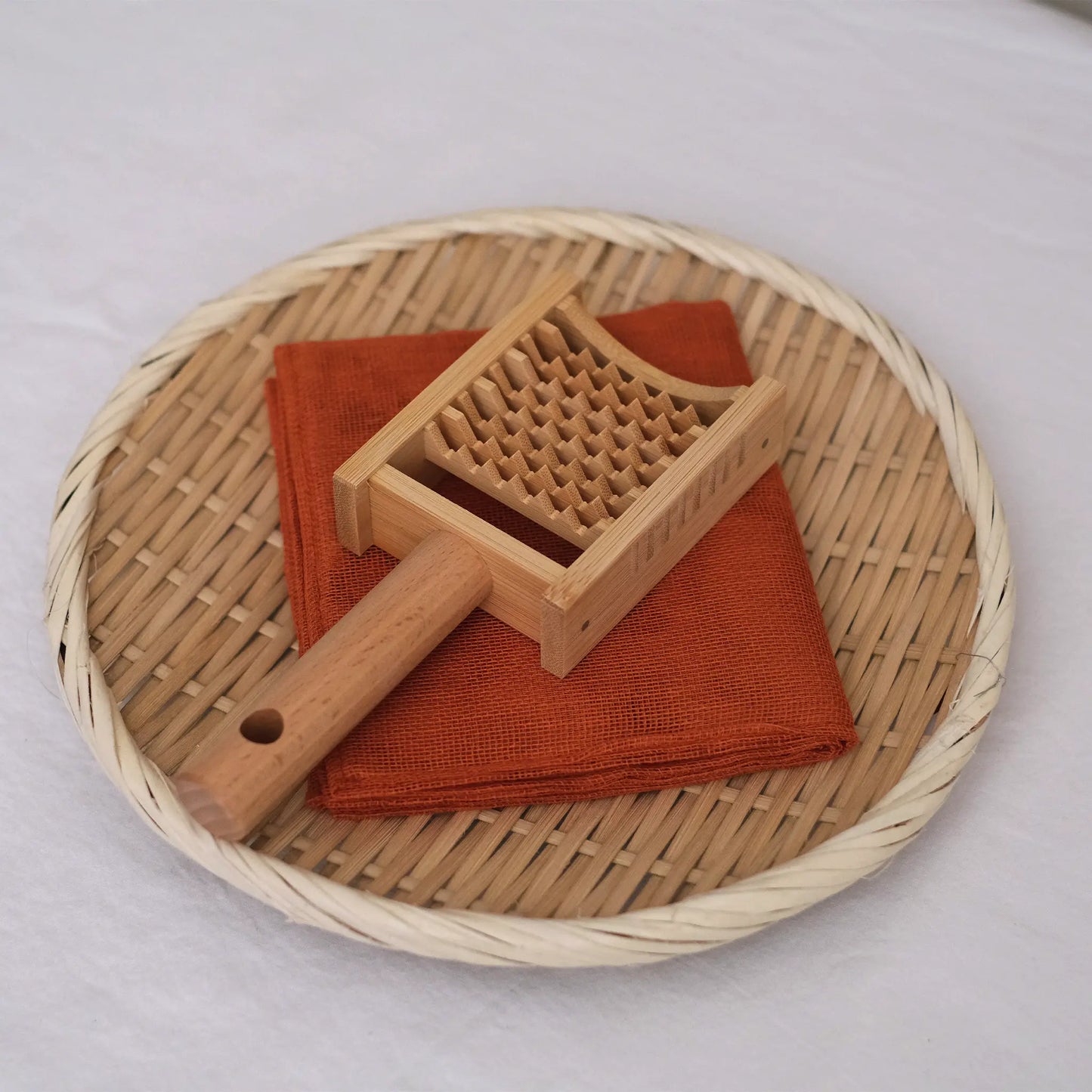 
                  
                    鬼おろし丸柄 (日本製)
                  
                