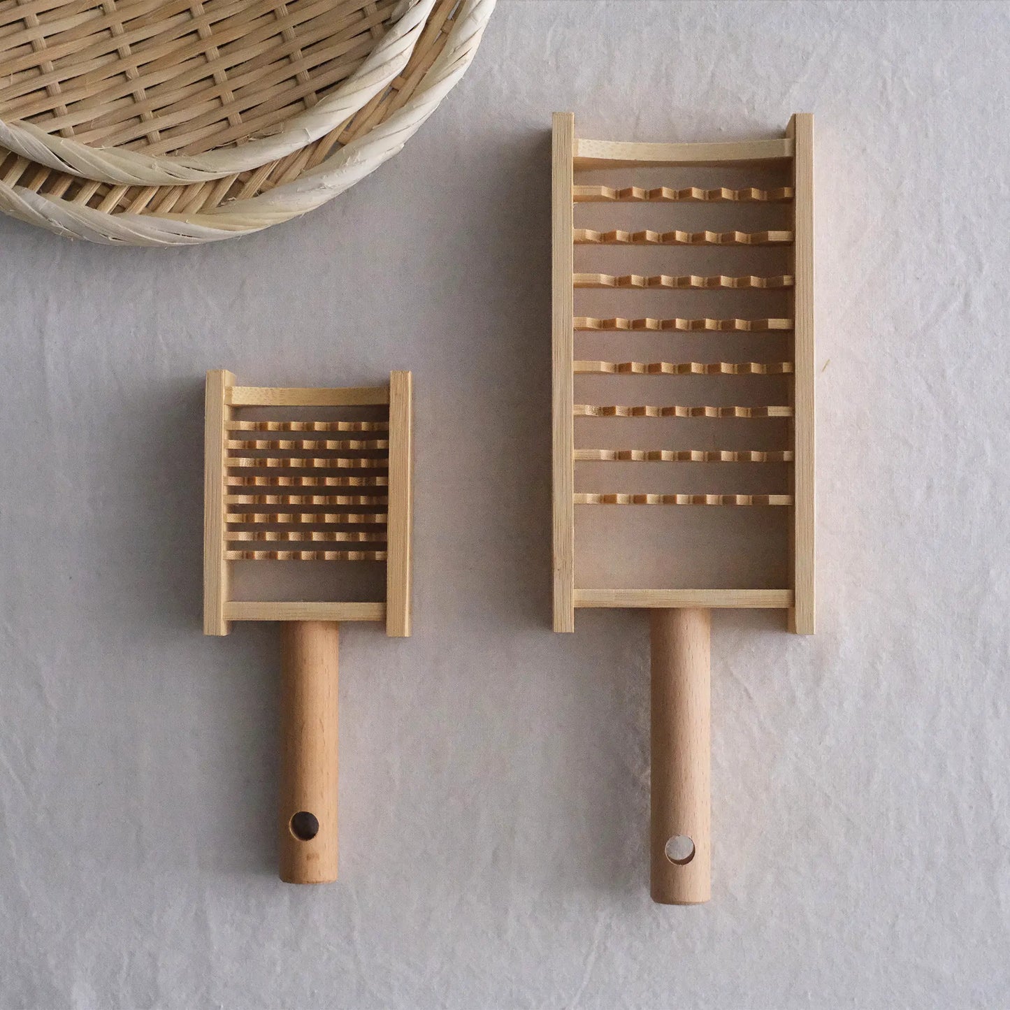 
                  
                    鬼おろし丸柄 (日本製)
                  
                