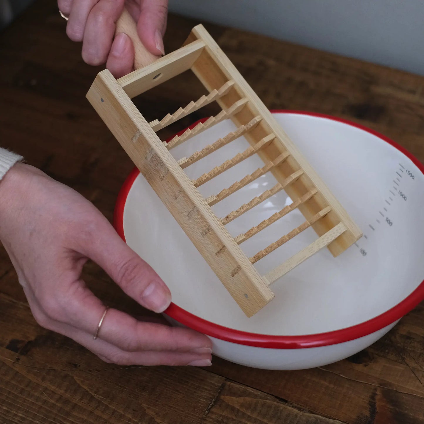 
                  
                    鬼おろし丸柄 (日本製)
                  
                