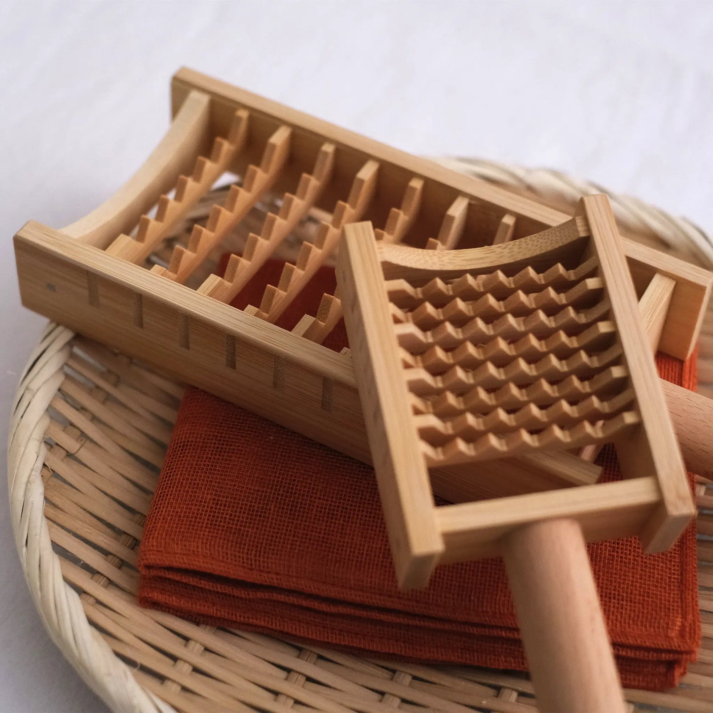 
                  
                    鬼おろし丸柄 (日本製)
                  
                