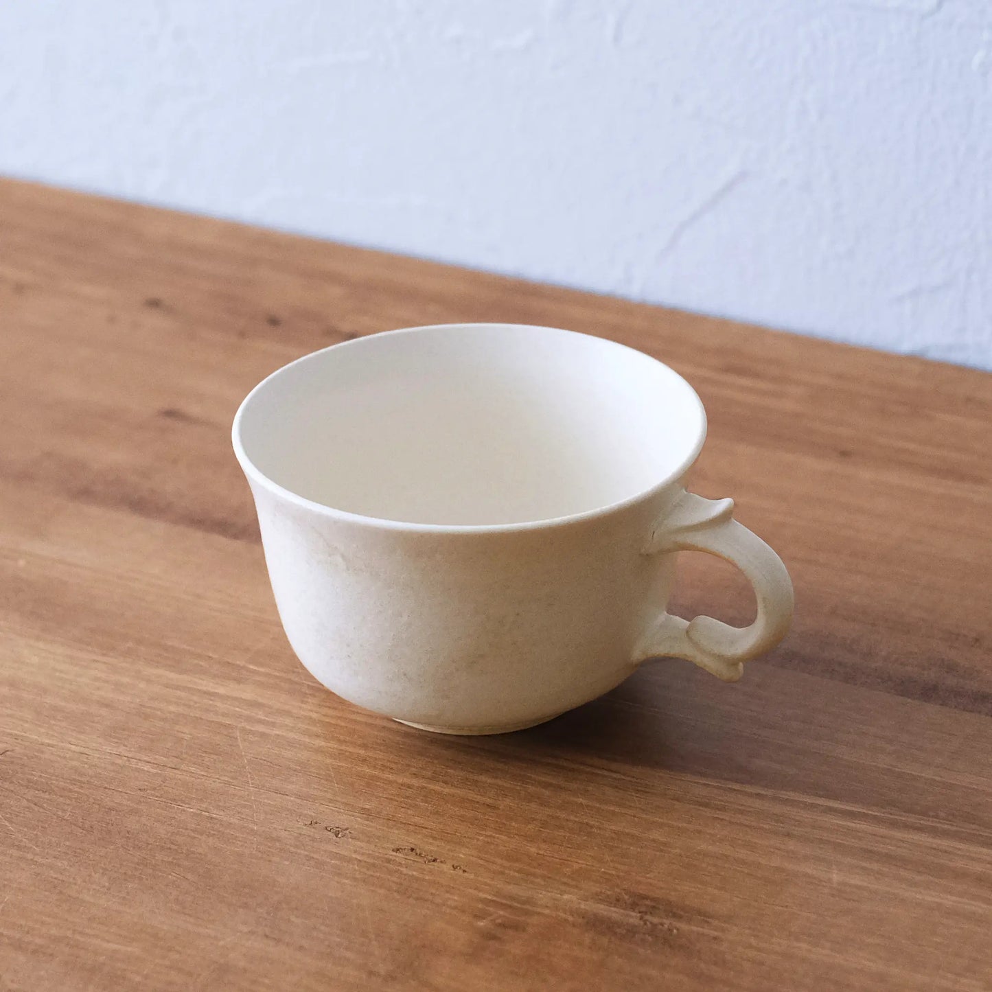 
                  
                    コーヒーカップ(白)
                  
                