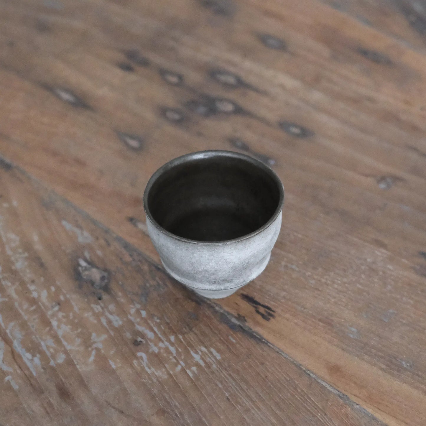 
                  
                    茶杯
                  
                