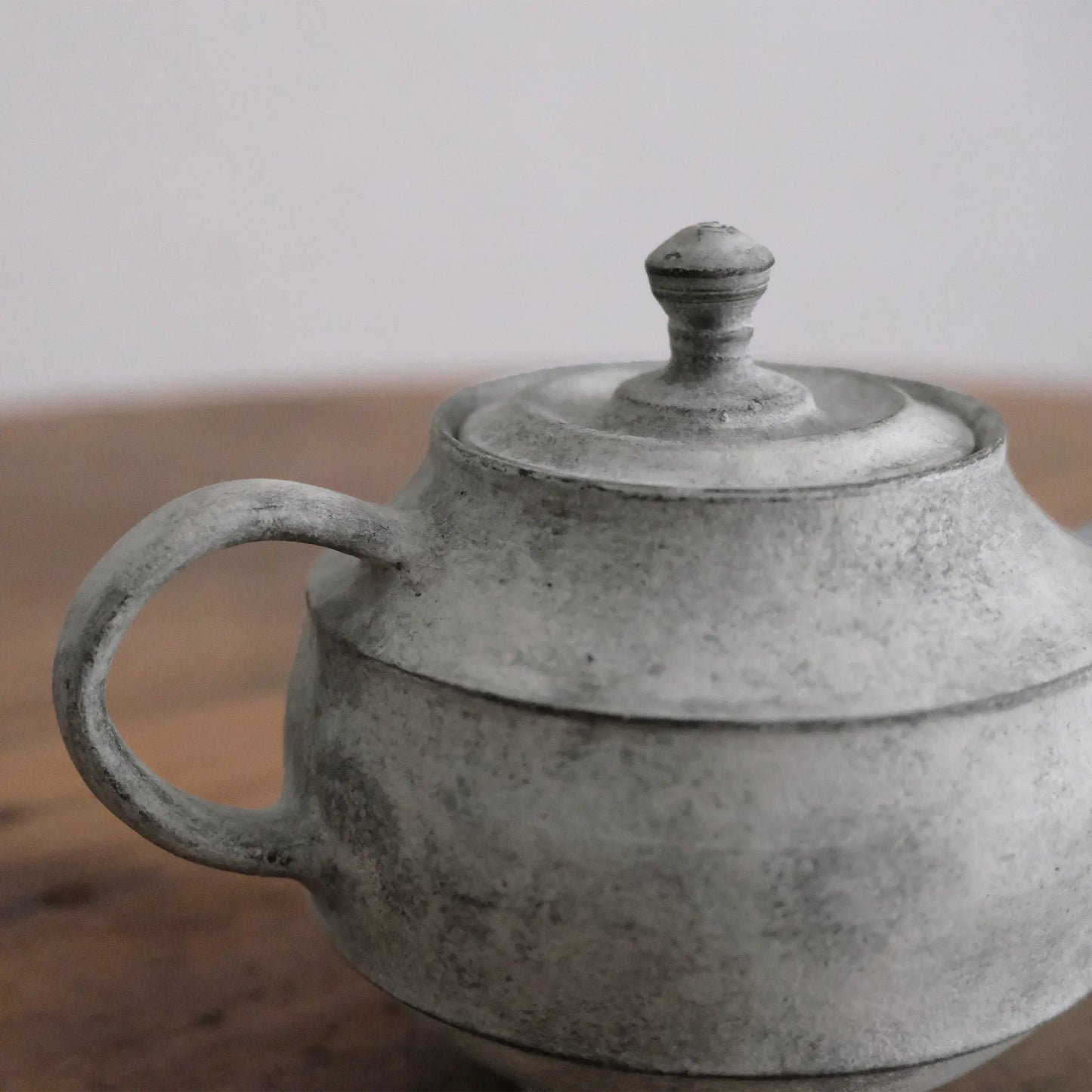 
                  
                    Teapot (S)
                  
                