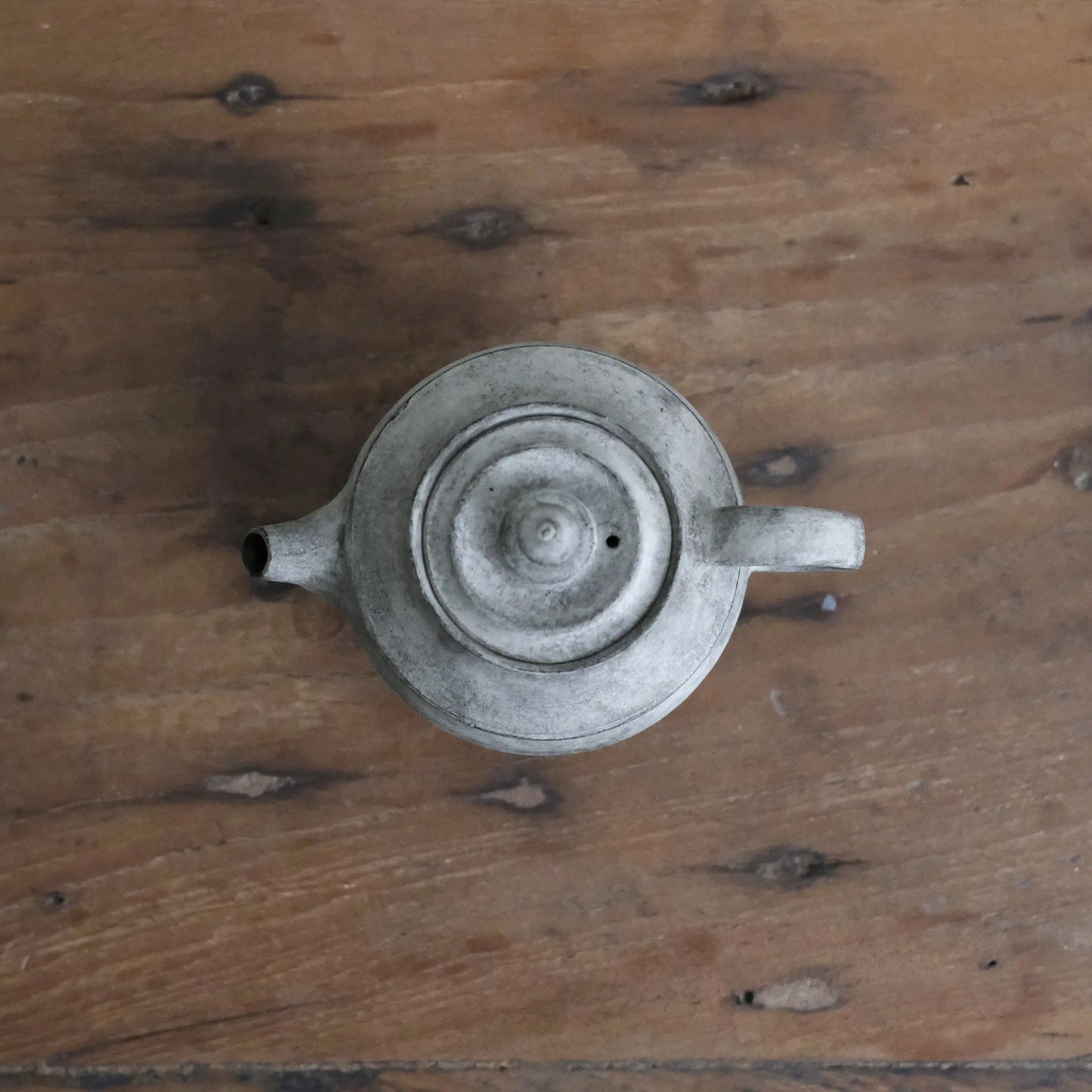 
                  
                    Teapot (S)
                  
                