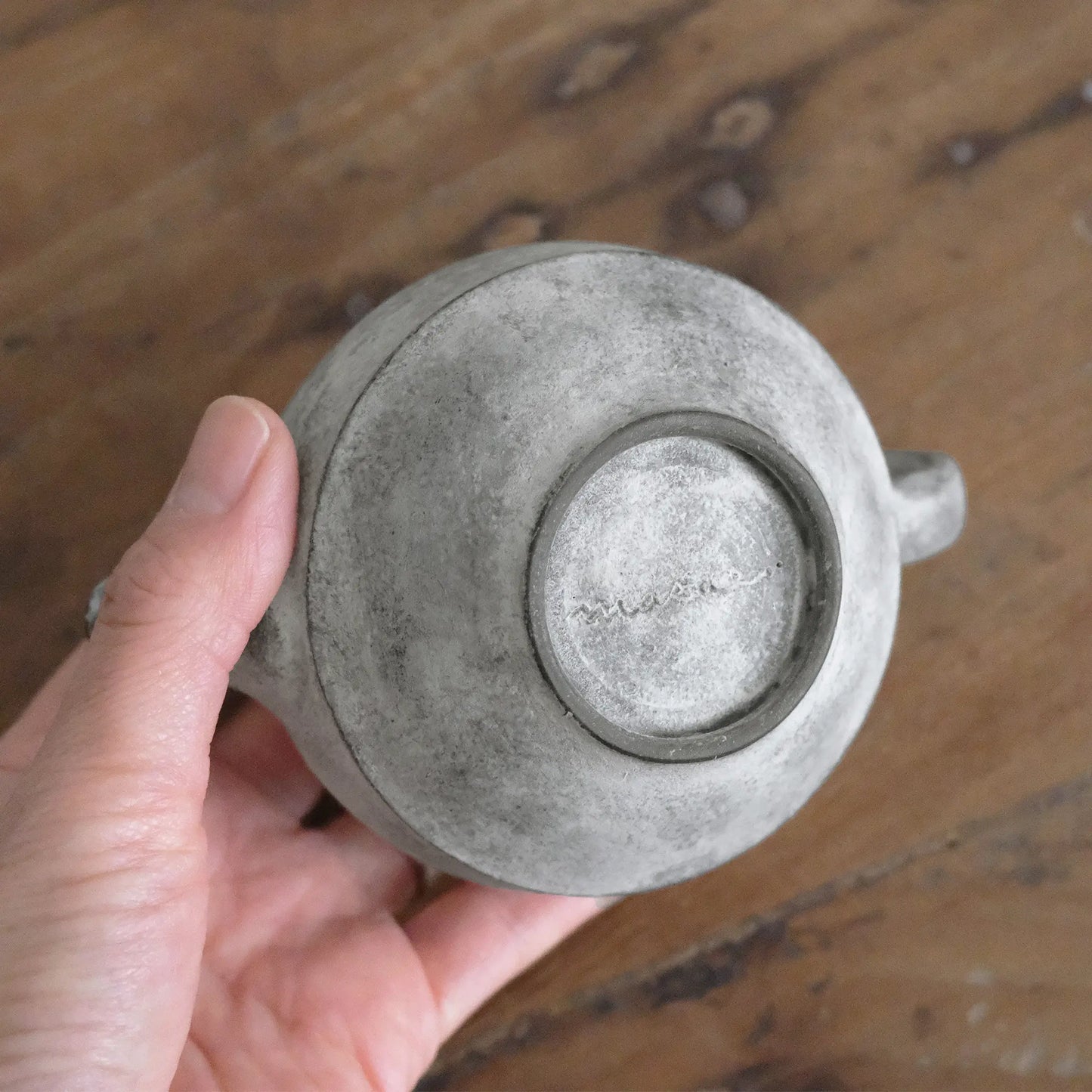 
                  
                    Teapot (S)
                  
                