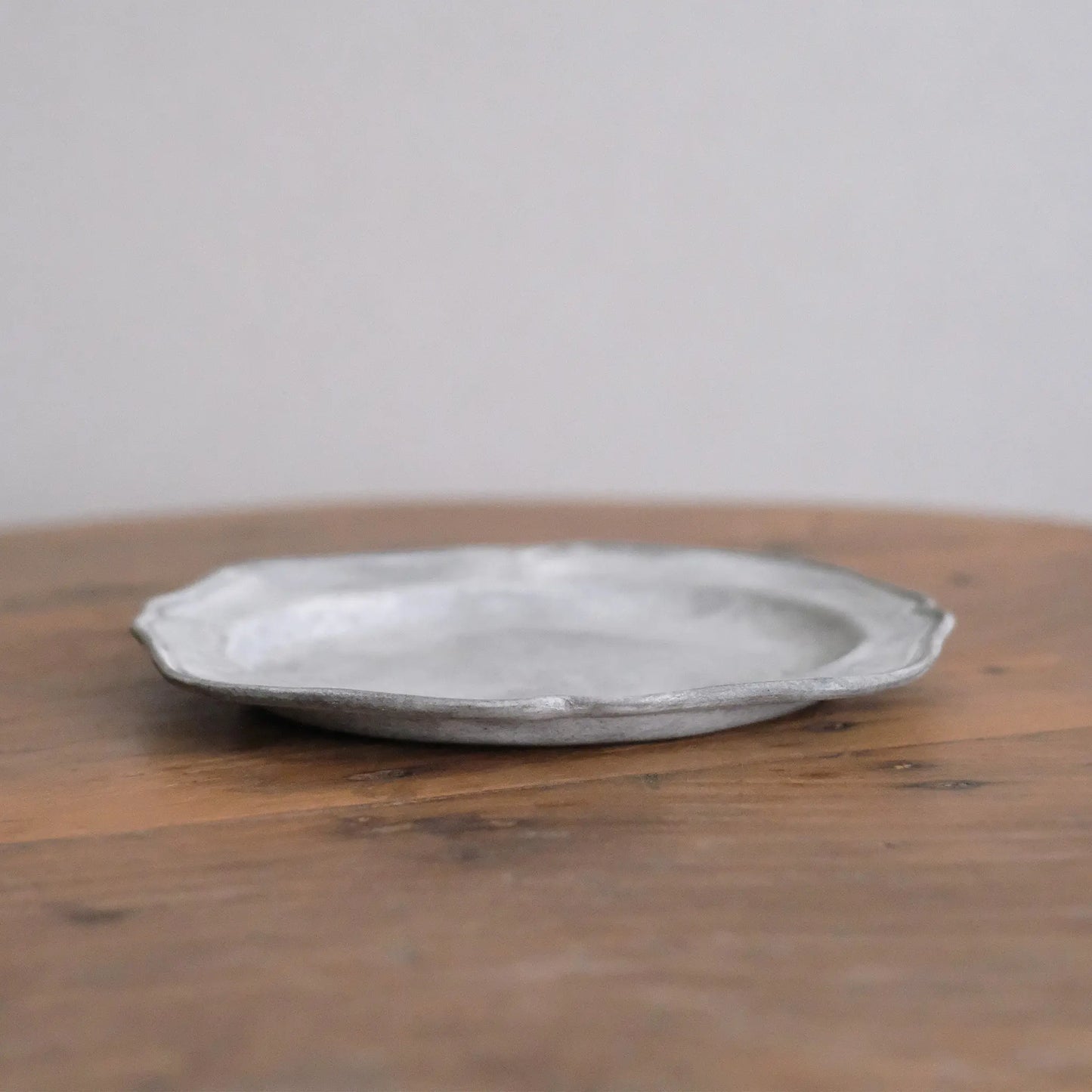 
                  
                    F-rim plate (M)
                  
                